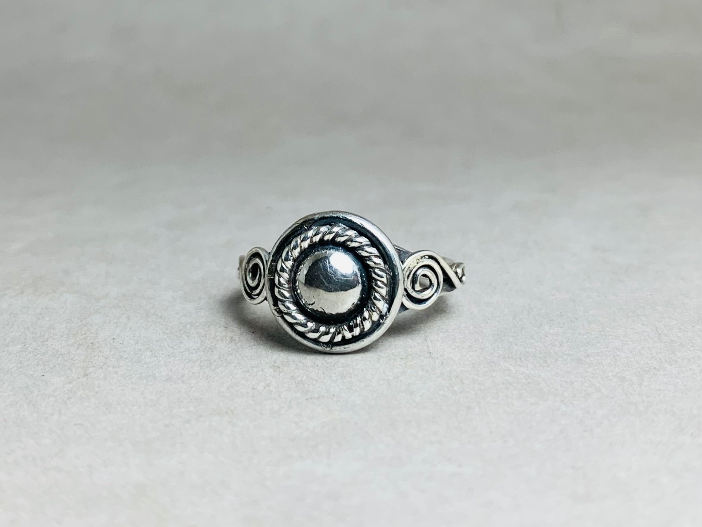 Kugelring 925er Silberring Statement Ring Handgefertigter Ring Silber Spiralring Kuppelring Boho Ring