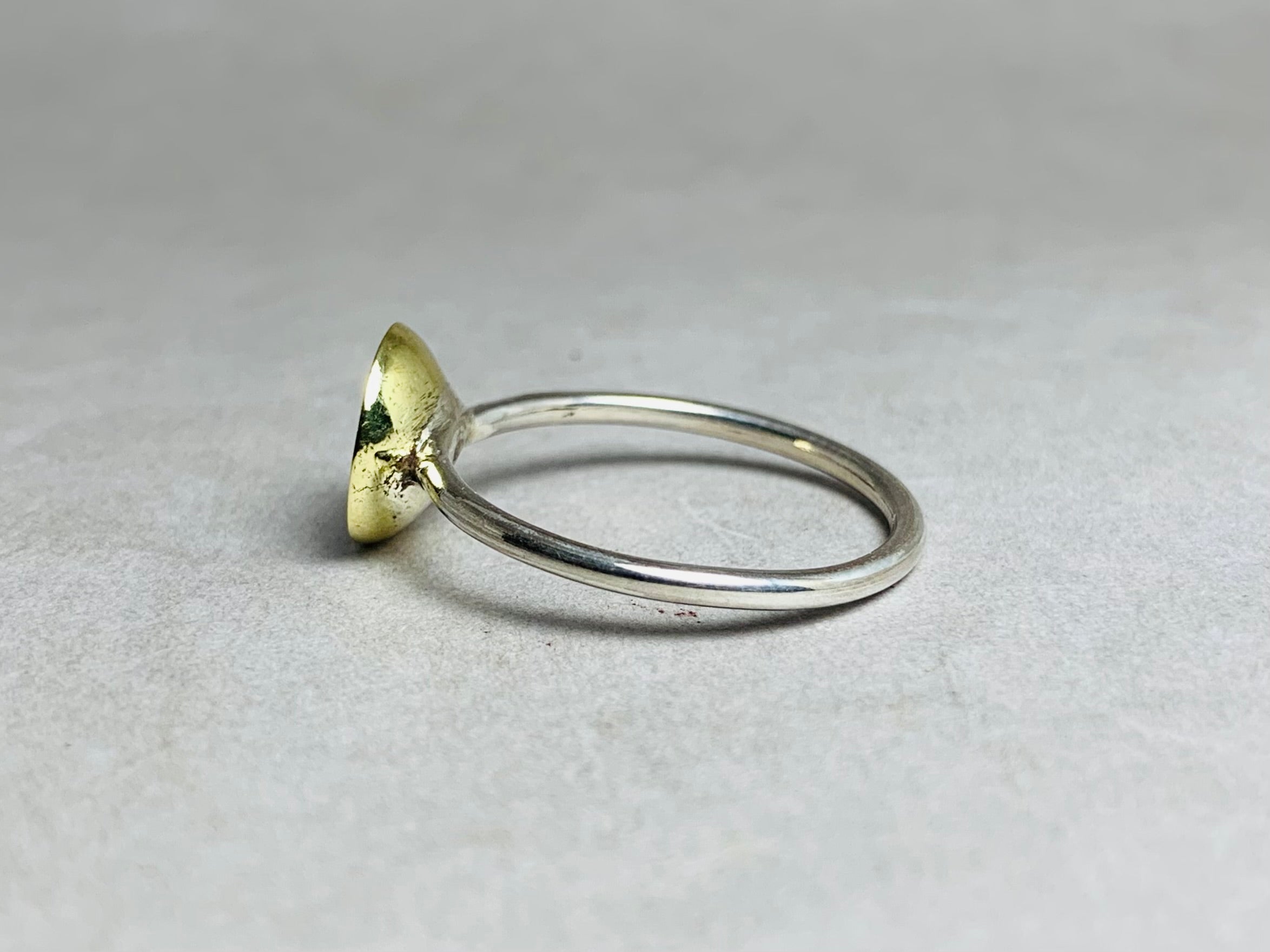 Gepunkteter Domring 925er Silberring Halbkugelring Alltagsring Handgemachter Cup Ring Boho Ring Für jeden Tag