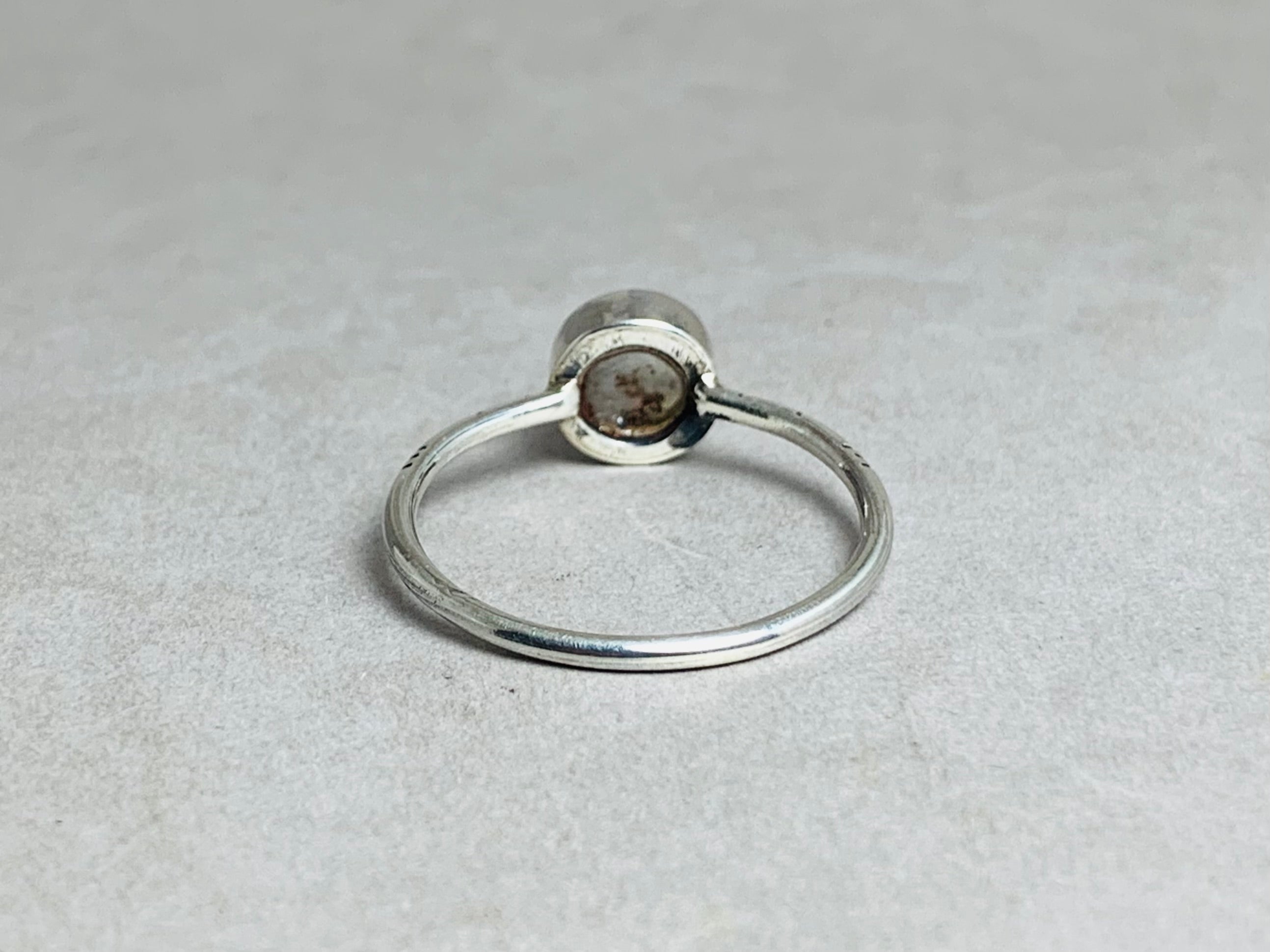 Winziger Mondsteinring 925 Silberring Handgefertigter Alltagsring Edelsteinring Boho Schlichter Ring
