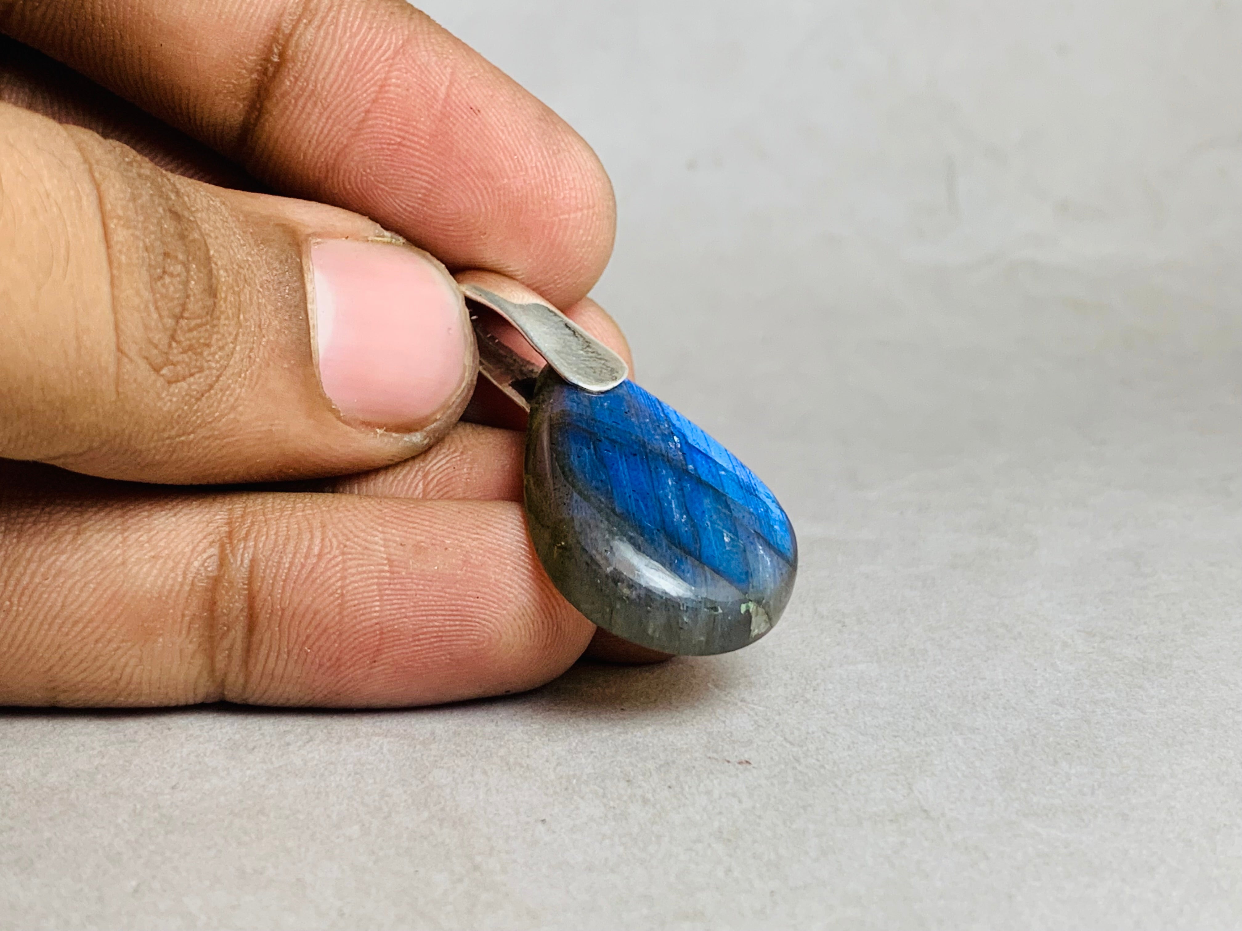 Boho Labradorit Anhänger 925 Silber Ring Blitzender Labradorit Handgefertigter Silberanhänger Edelsteinanhänger Blauer Labradorit Schmuck