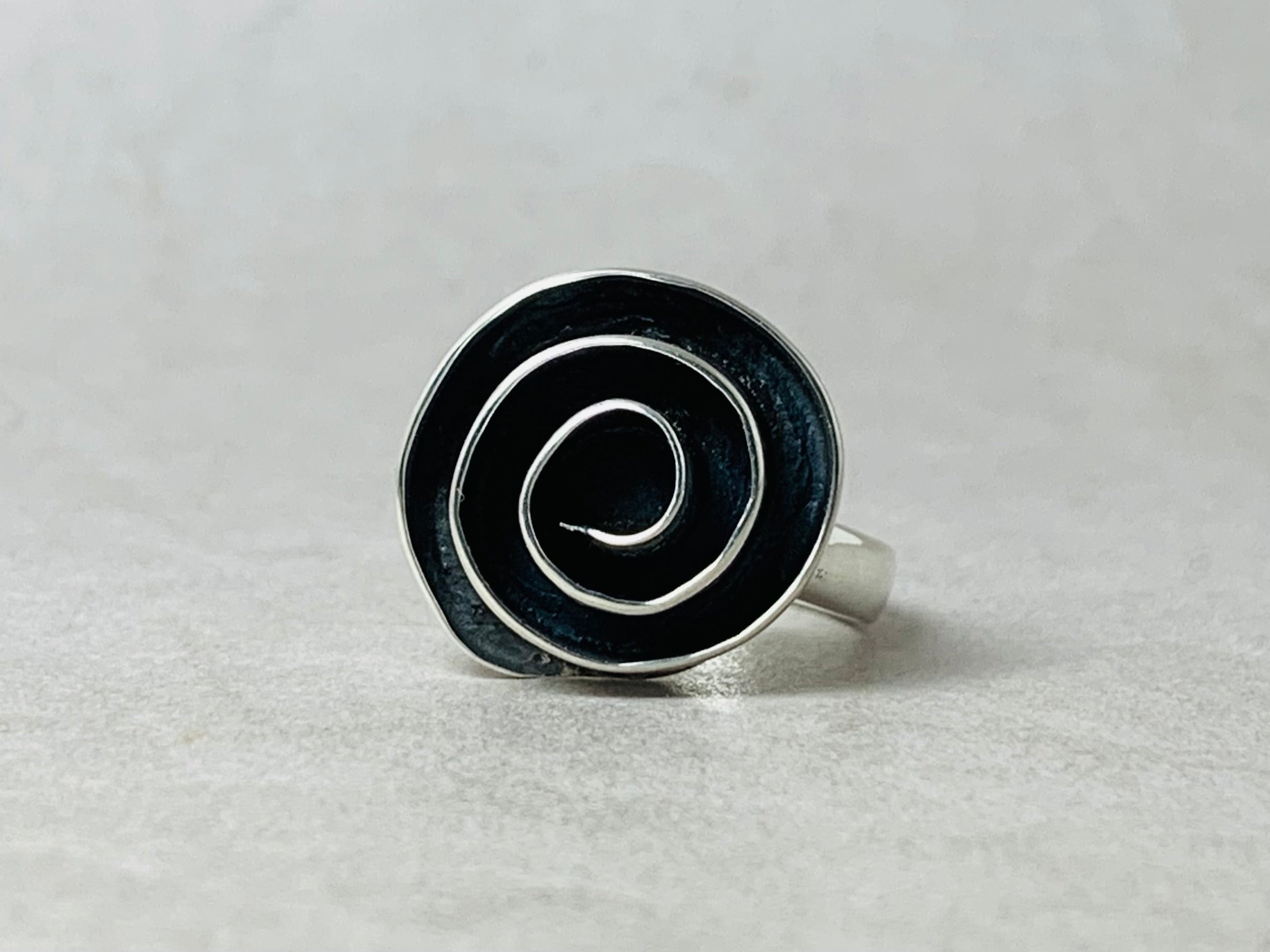 Silberspiralring 925er Sterling Silber Handgemachter Unikat Ring Statement Ring Alltagsring Geschenk für Sie Brautjungfern Geschenk