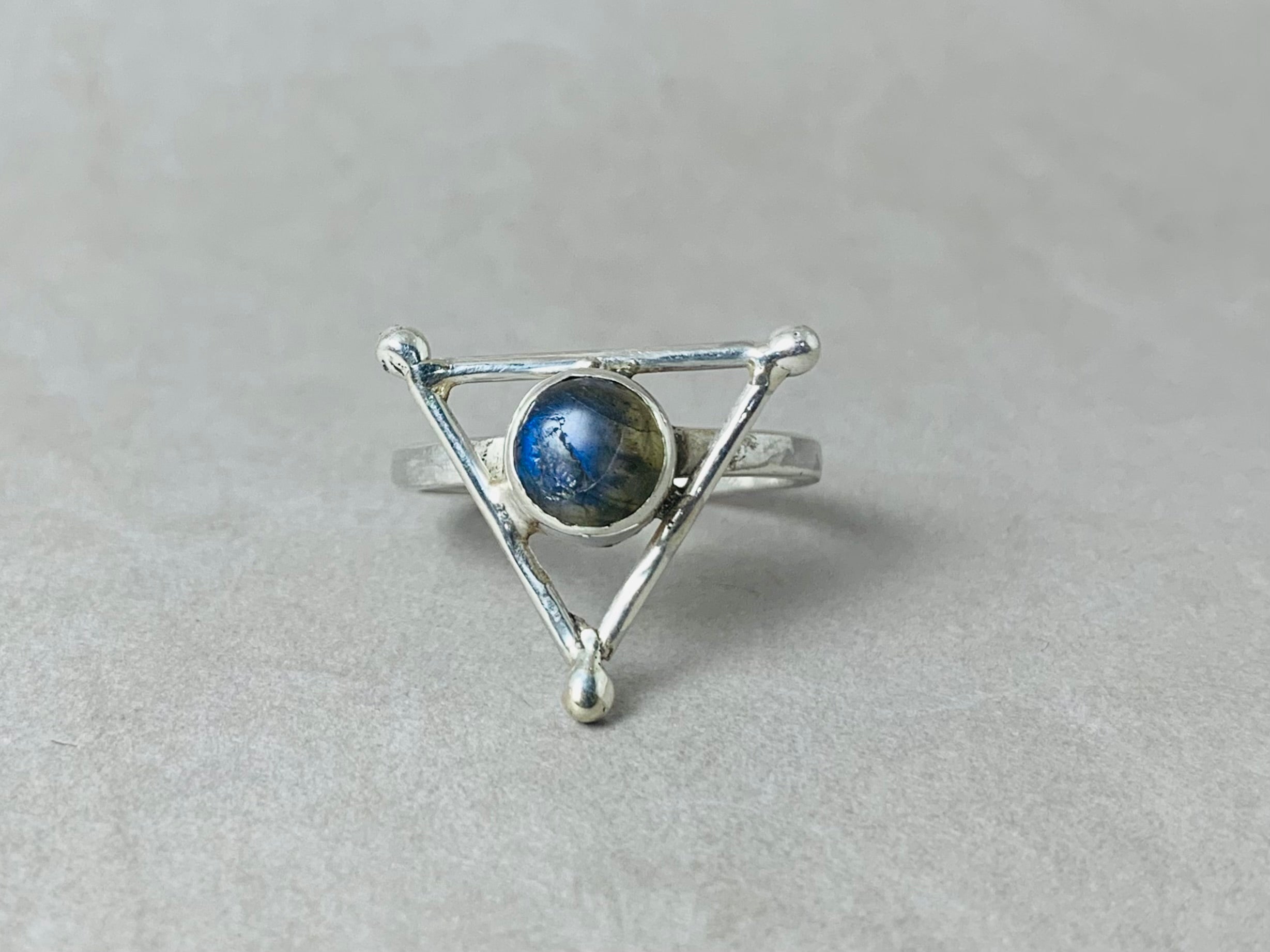 Labradoriet Ring 925 Sterling Zilver Blauwe Steen Ring Handgemaakte Ring Eenvoudige Ring Stapelring Cadeau Voor Haar