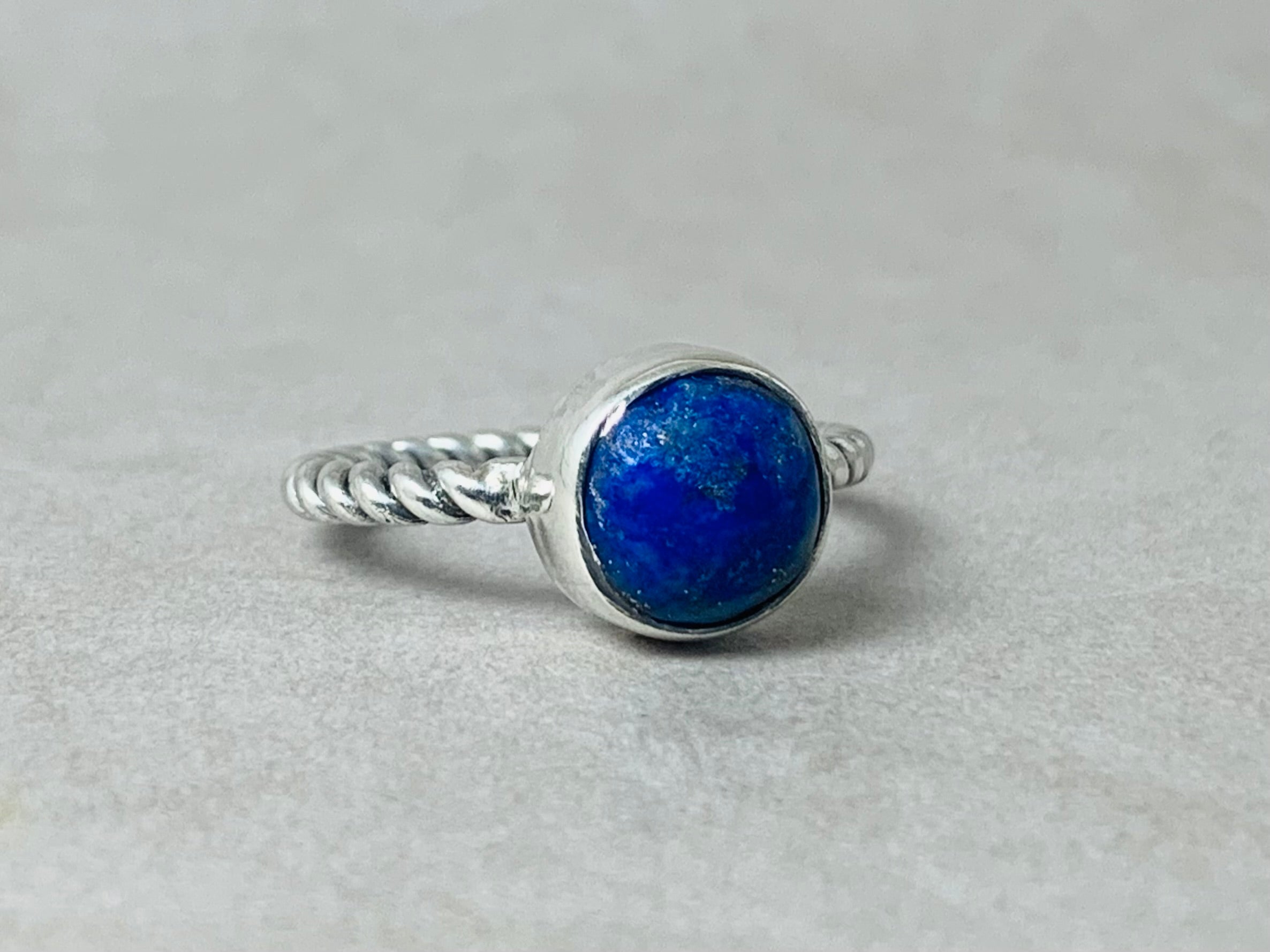 Lapislazuli Ring 925 Silber Ring Handgemachter Ring Stapelring Blauer Edelstein Ring Minimalistischer Ring