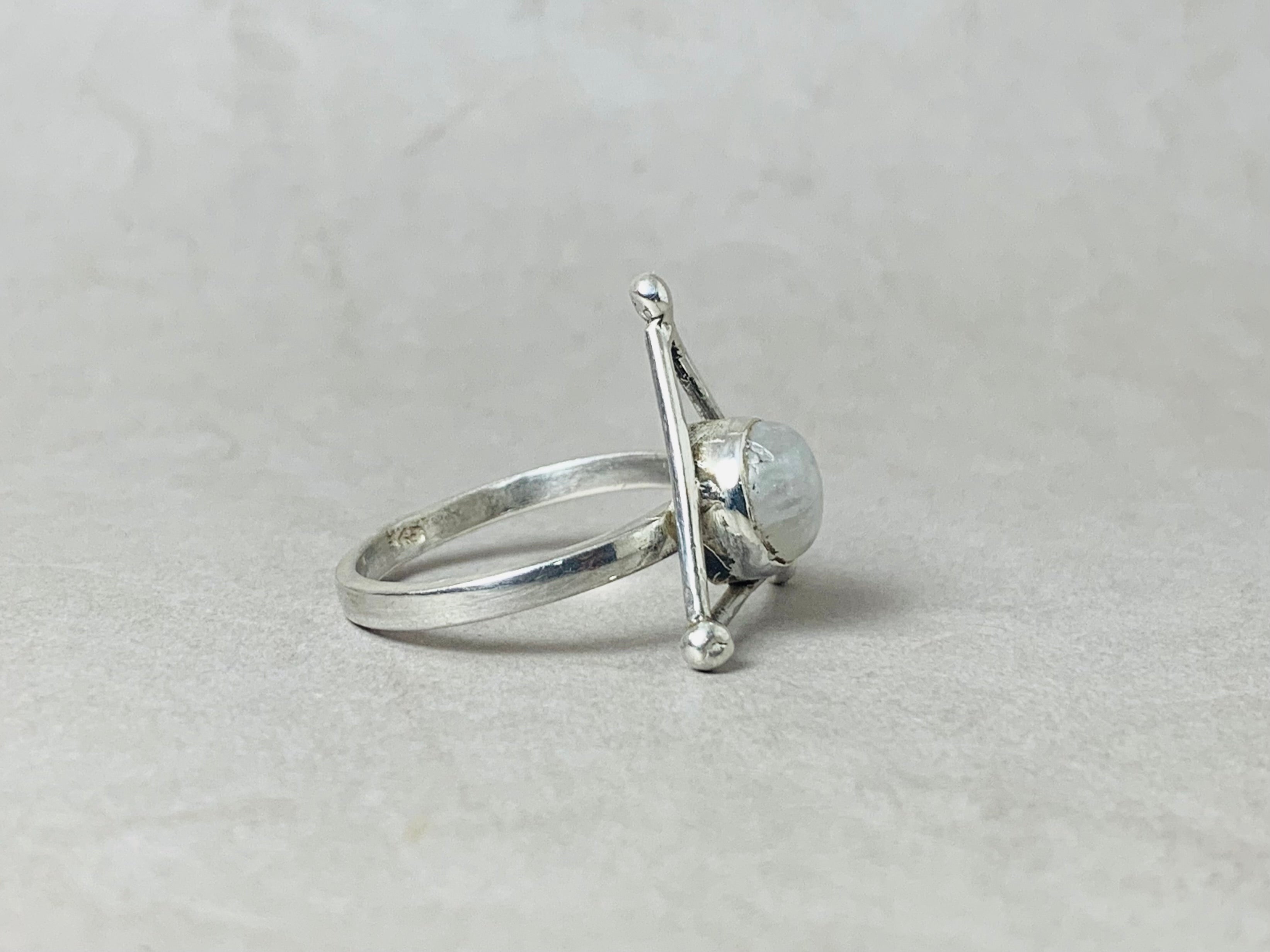 Natürlicher Mondstein Ring 925 Silber Ring Handgemachter Ring Damen Ring Schmuck für sie Blitzender Mondstein Ring