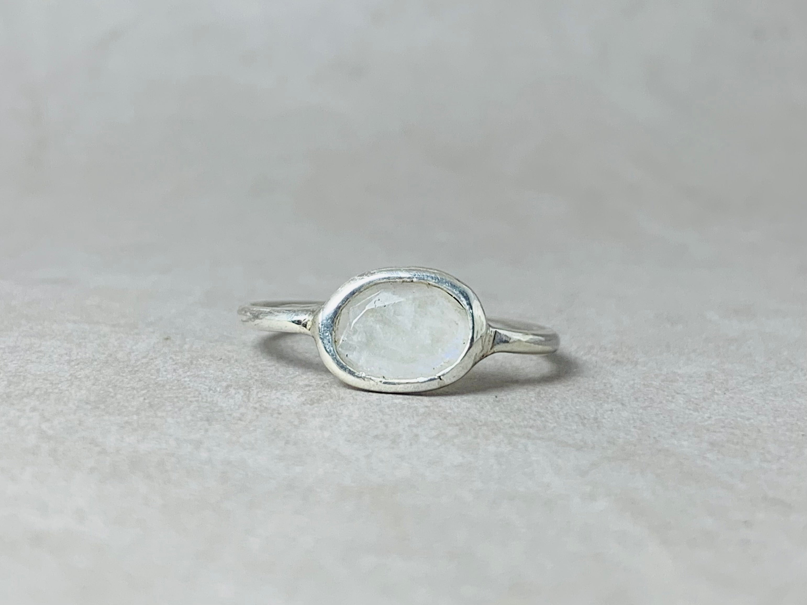 Geschliffener Mondstein Ring 925 Silber Ring Facettierter Mondstein Handgefertigter Ring Geburtsstein Ring Edelstein Stapelring