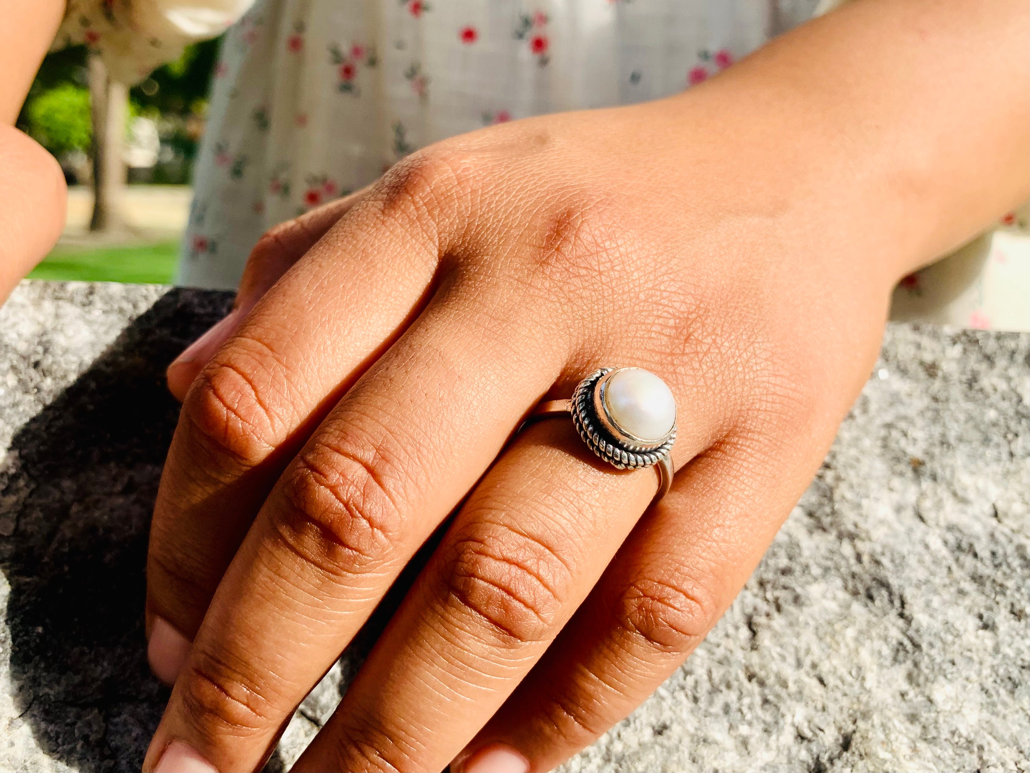 Perlen-Minimalist-Ring Zierlicher Ring 925 Silberring Süßwasserperlenring für Frauen Handgemachter Silberring Boho Ring