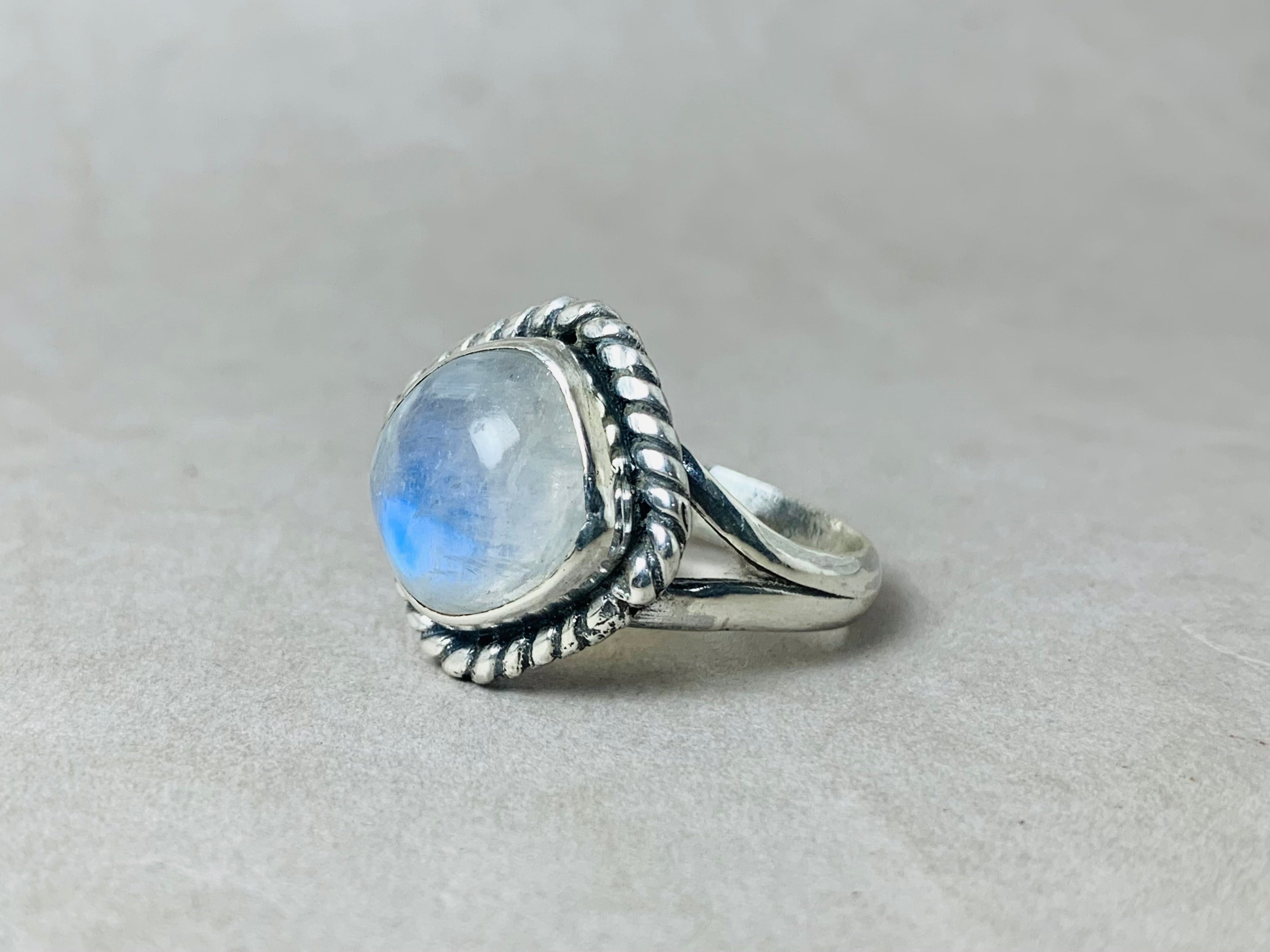 Natürlicher Mondsteinring 925 Sterling Silber Ring Boho Ring Blauer Feuer Mondstein Ring Handgemachter Ring