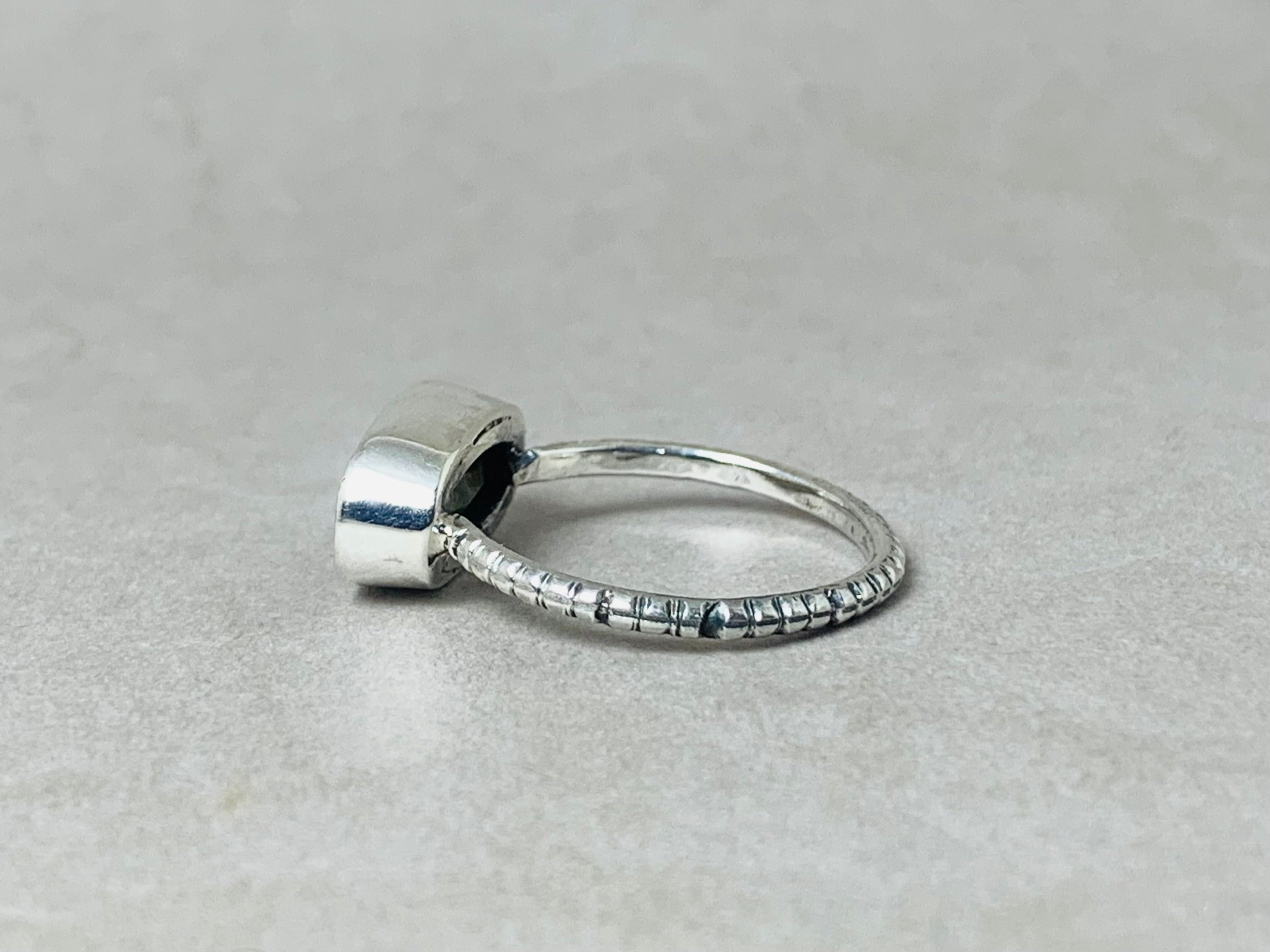 Cut Labradorite Ring 925 Silver Ring Faceted Gemstone Ring Rainbow Labradorite Minimalist Ring