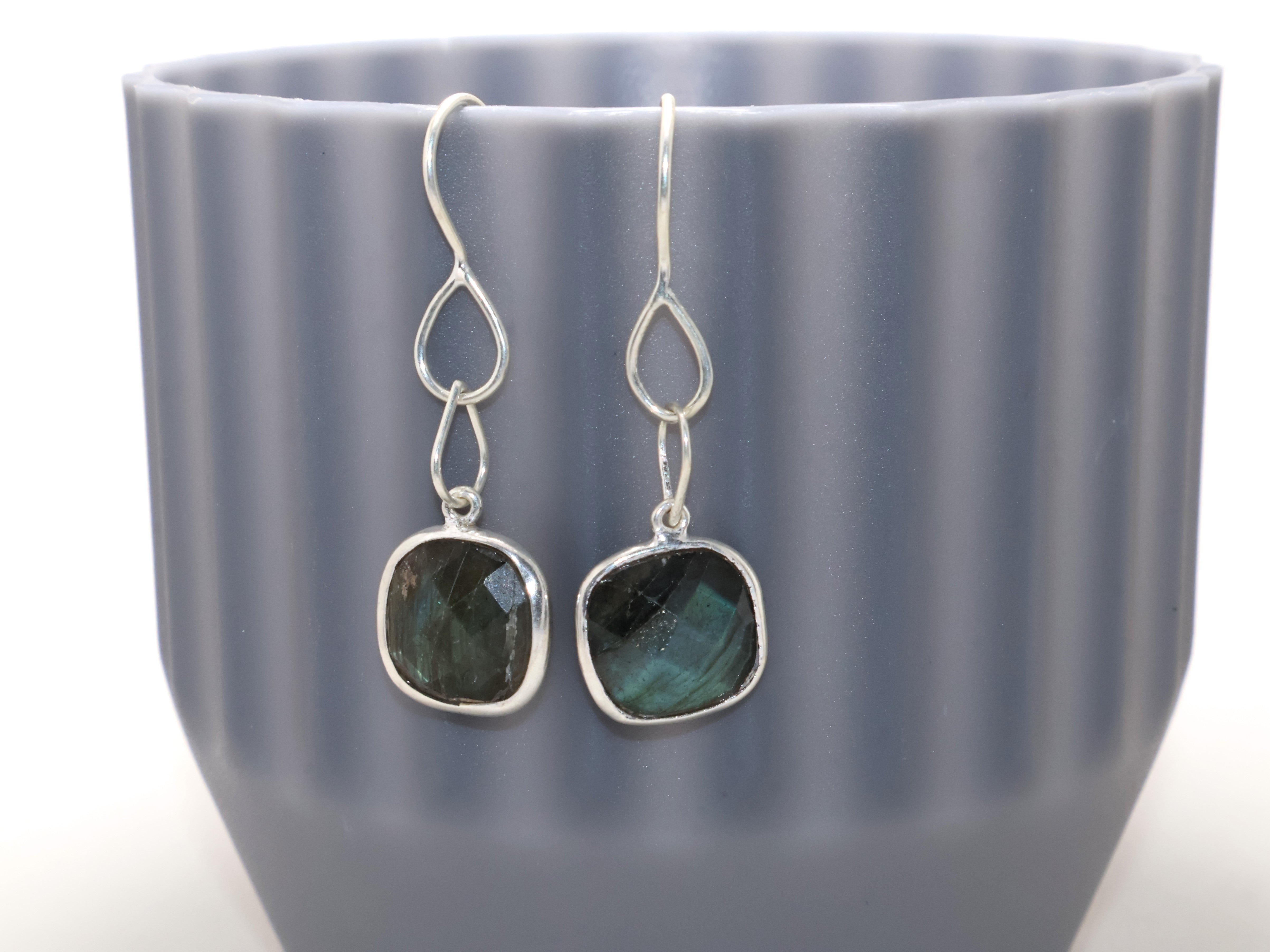 Blaue Labradorit Ohrringe 925 Silber Ohrringe Handgemachte Ohrringe Labradorit Schmuck Geburtsstein Schmuck Geschliffene Labradorit Ohrringe