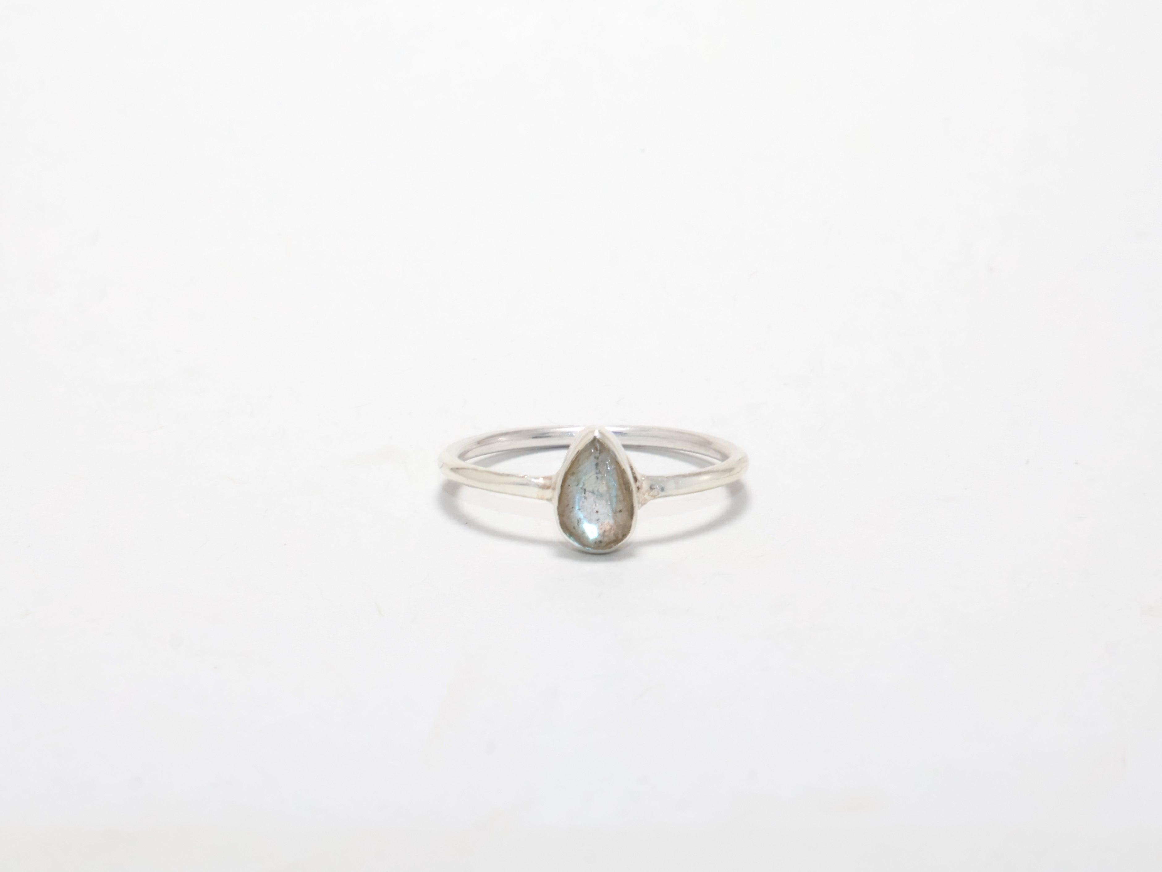 Geschliffener Labradorit-Ring Handgemachter Ring 925 Sterling Silber Geschenkidee Damenring Alltagsring Geschenk für Sie Blauer Labradorit-Ring