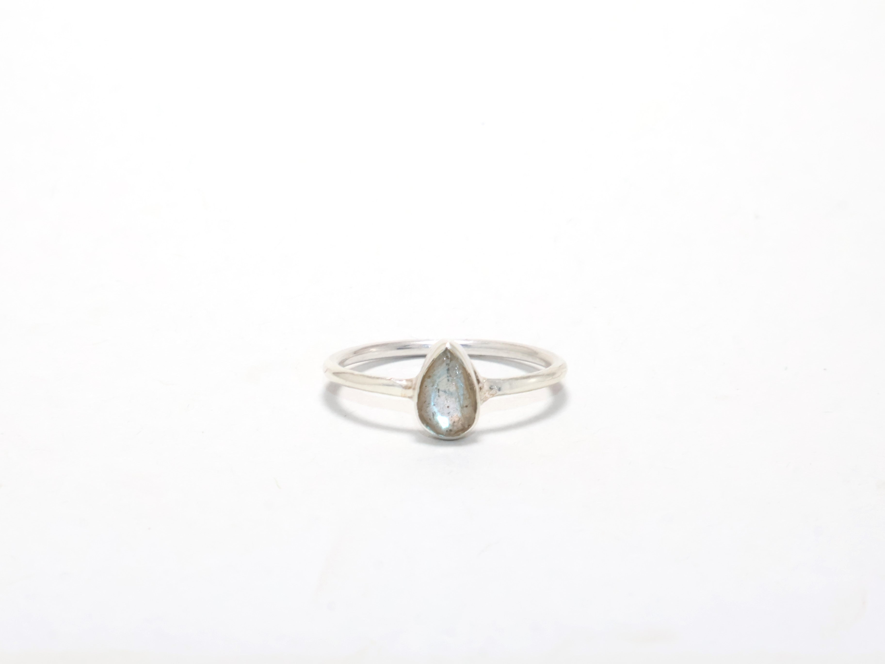 Geschliffener Labradorit-Ring Handgemachter Ring 925 Sterling Silber Geschenkidee Damenring Alltagsring Geschenk für Sie Blauer Labradorit-Ring