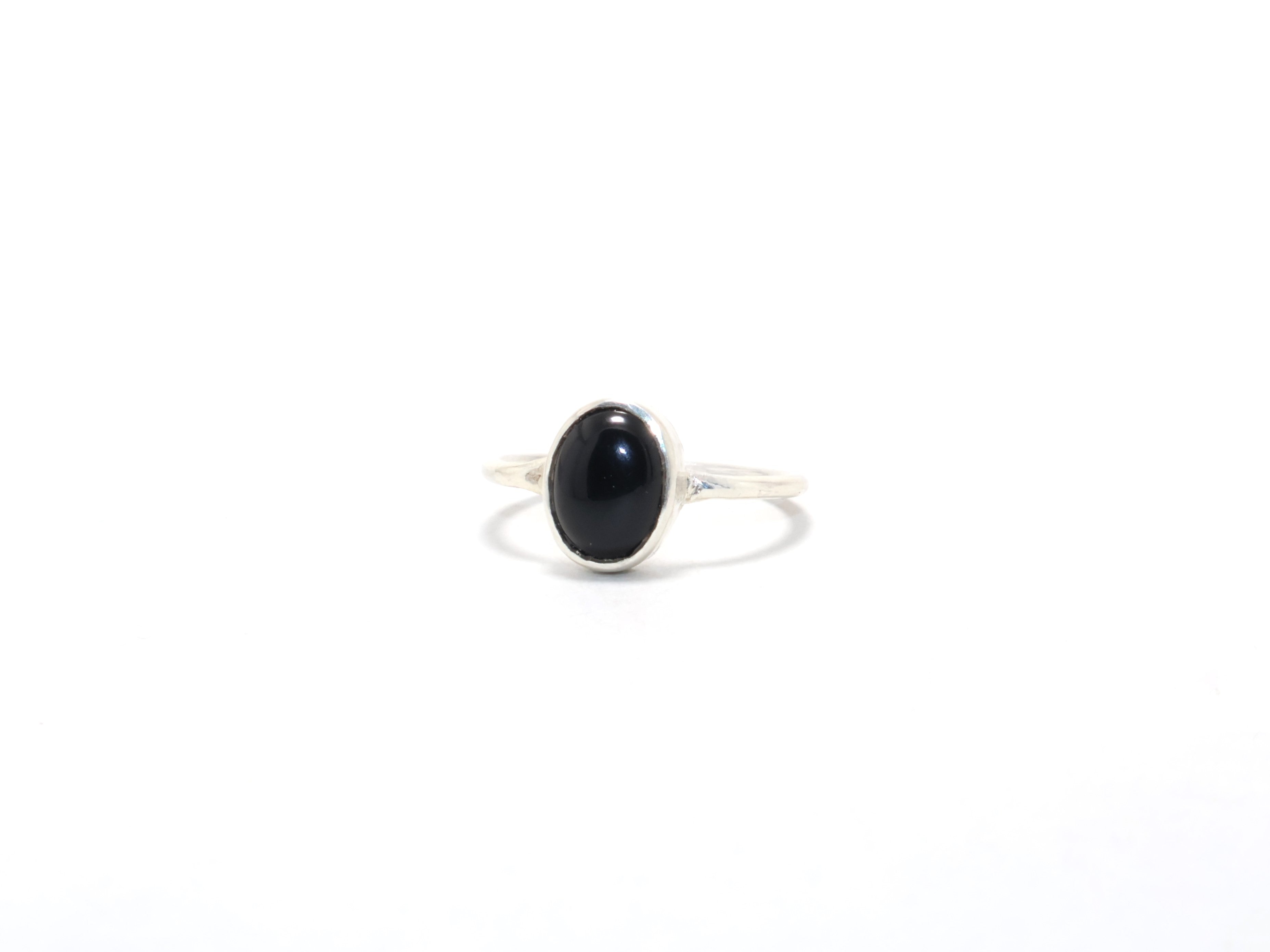 Schwarzer Onyx Ring Handgemachter Ring Versprechensring Damenring Geschenk für Sie Boho Ring Stapelring Einzigartiges Geschenk