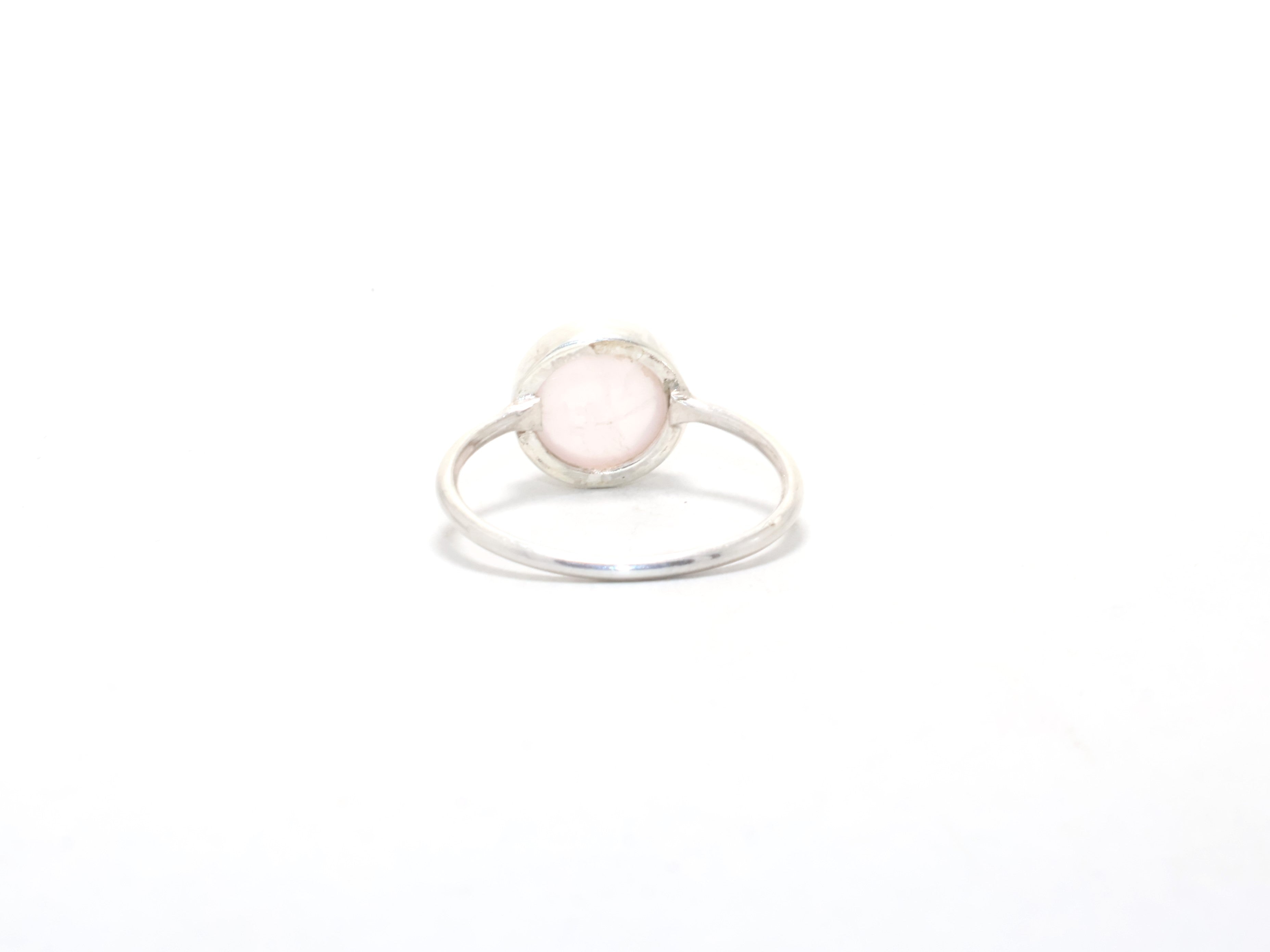 Natürlicher Rosenquarz-Ring Minimalistischer Ring Rosa Edelstein Verlobungsring Geschenk für Sie Boho Ring Damenschmuck Geschenkidee