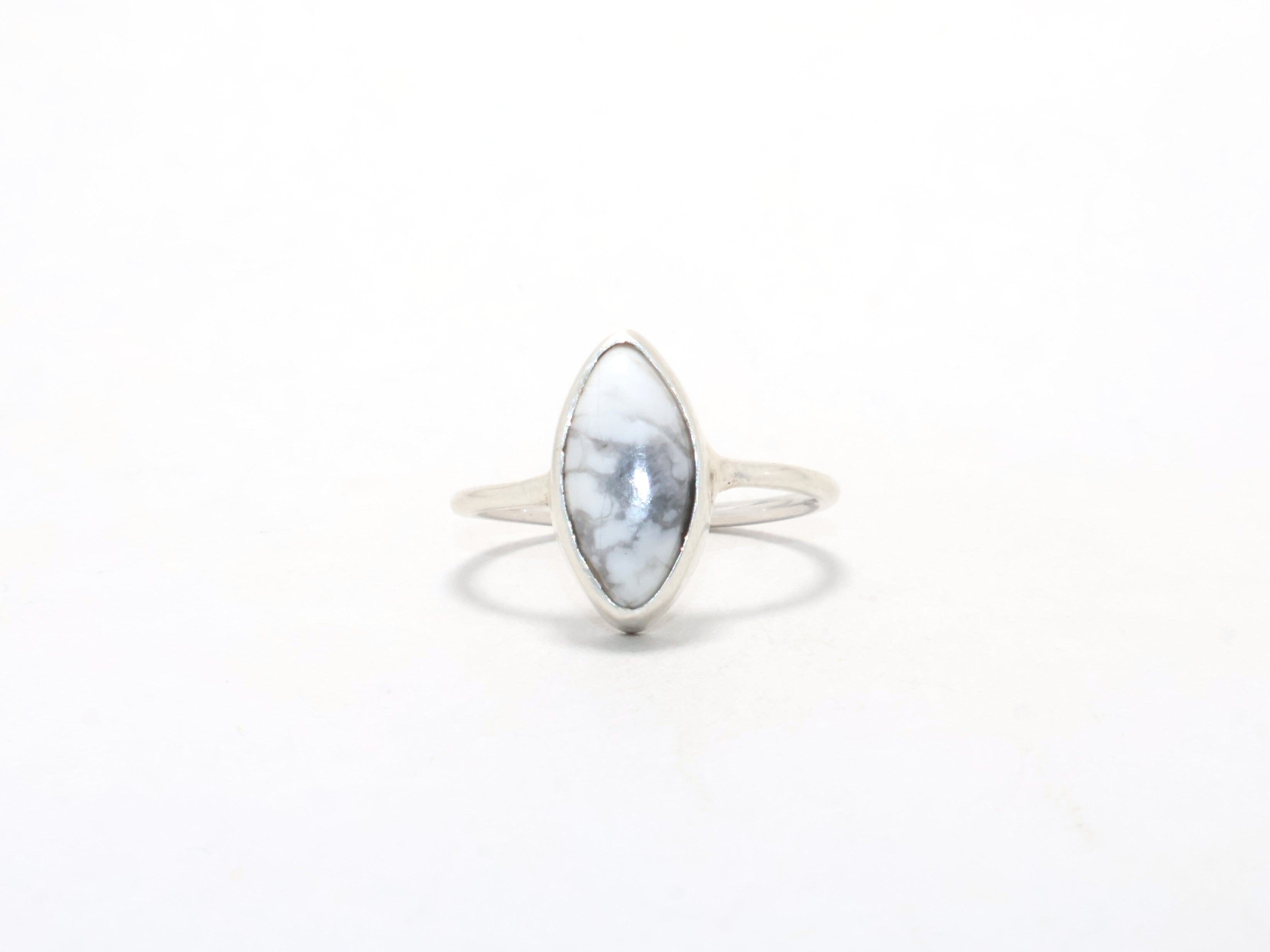 Weißer Howlith Ring 925 Sterling Silber Marquise Edelstein Ring Verlobungsring Zierlicher Silber Designer Ring Geschenk für Sie