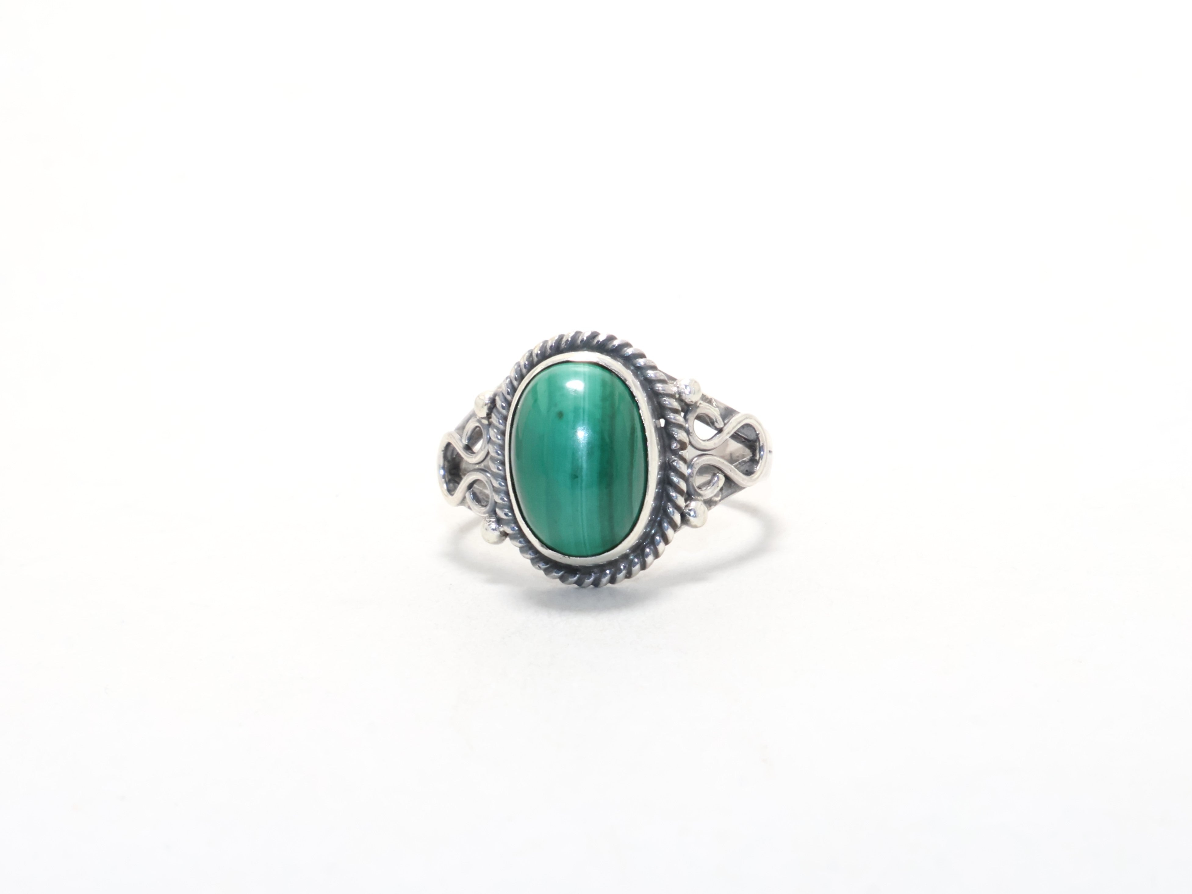Ovale Malachiet Ring Handgemaakte Ring Groene Edelsteen Belofte Ring Geboortesteen Ring Boho Ring Cadeau Voor Iedereen