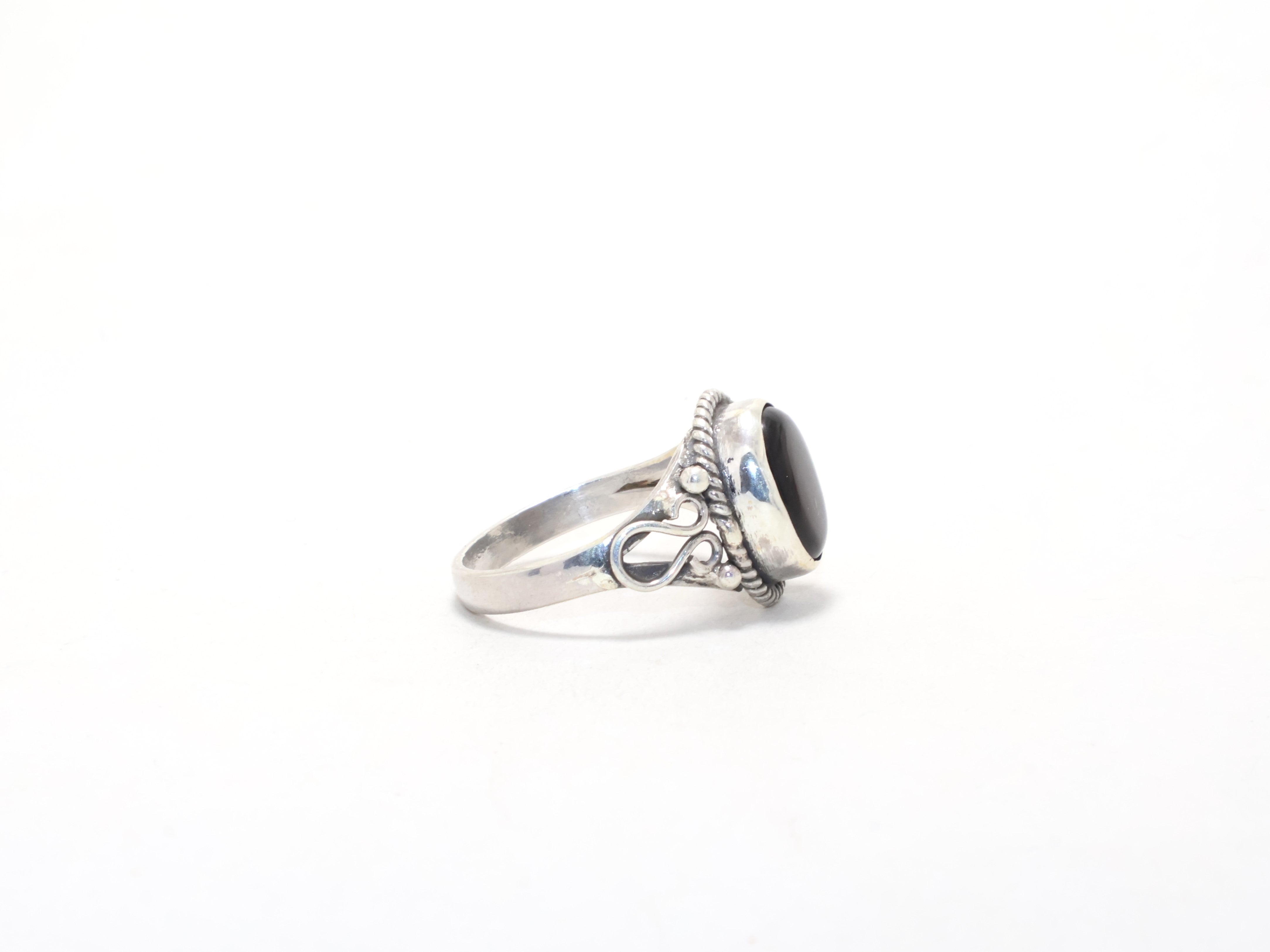 Ovaler Rauchquarz-Ring Geburtsstein Juni Zierlicher Ring Handgemachter Silberring Bohemian Ring