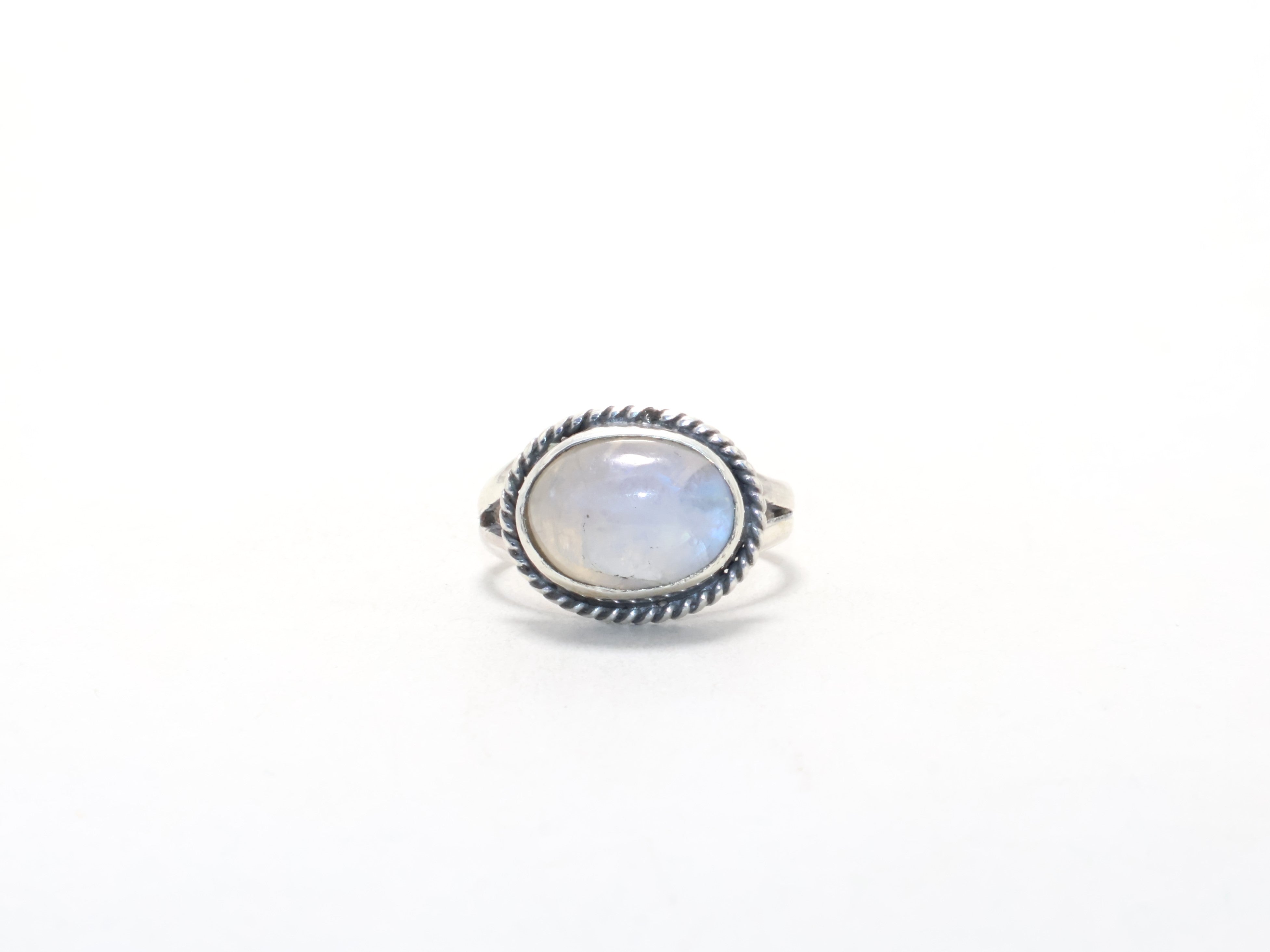 Regenbogen-Mondsteinring Juni Geburtsstein 925 Sterling Silber Designerring Geschenkartikel Edelsteinring Zierlicher Alltagsring