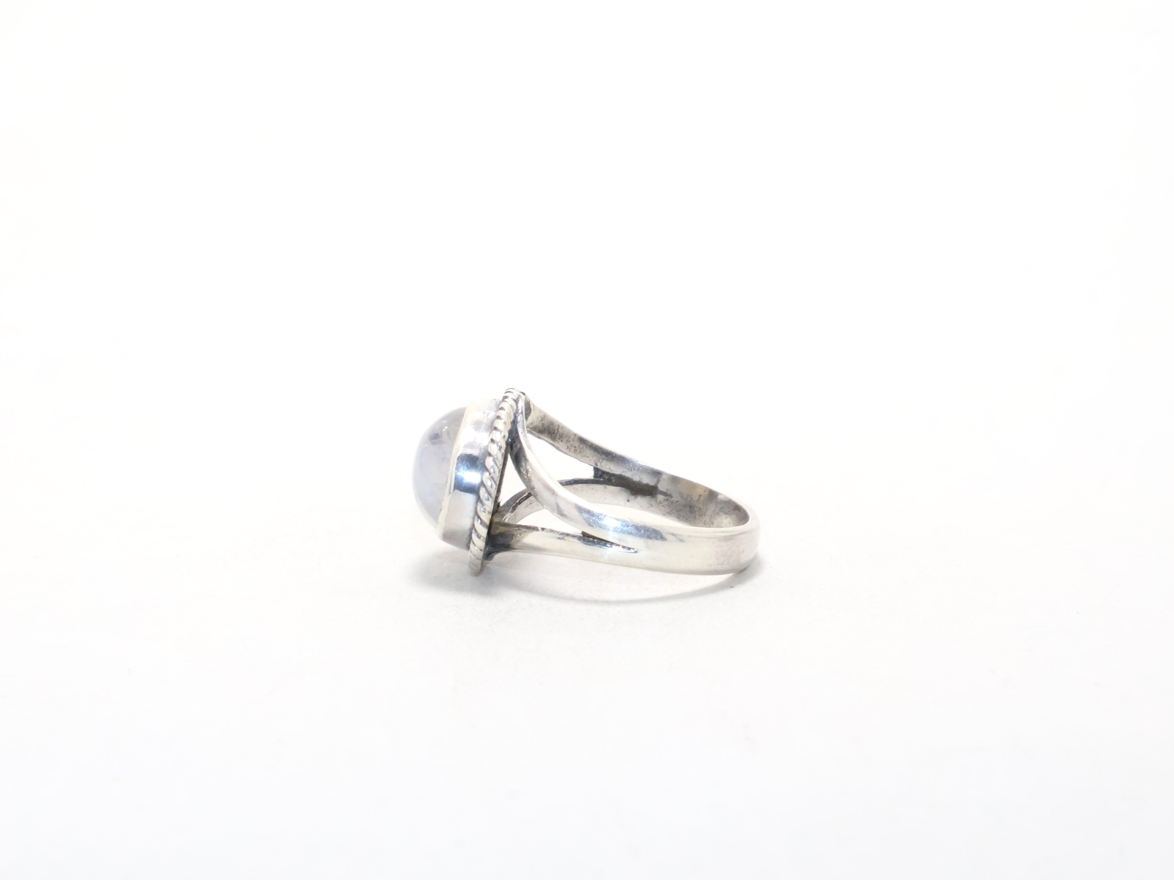 Regenbogen-Mondsteinring Juni Geburtsstein 925 Sterling Silber Designerring Geschenkartikel Edelsteinring Zierlicher Alltagsring