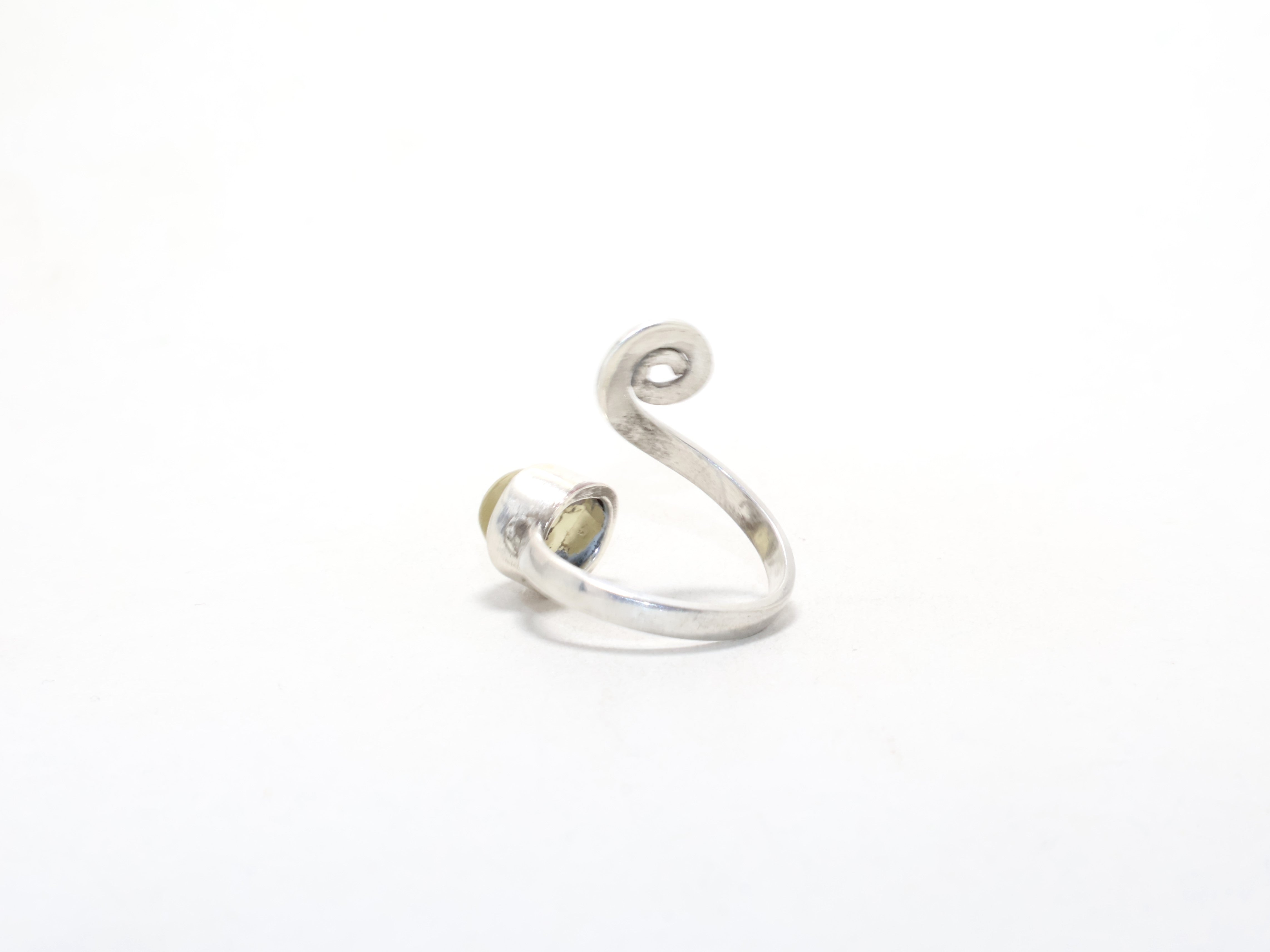 Zitronenquarz handgefertigter Ring Edelsteinring böhmischer zarter Ring Geschenk für jeden 925er Sterlingsilber Ring