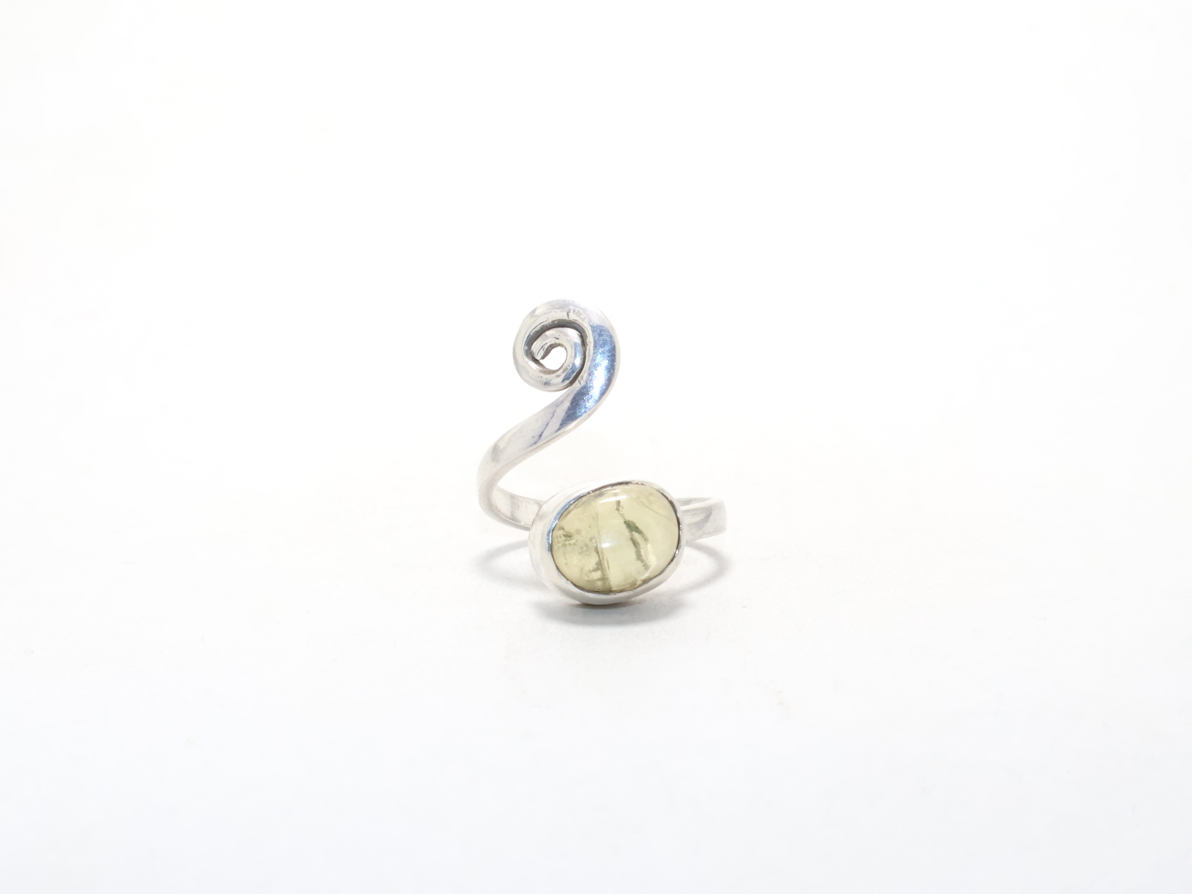 Zitronenquarz handgefertigter Ring Edelsteinring böhmischer zarter Ring Geschenk für jeden 925er Sterlingsilber Ring