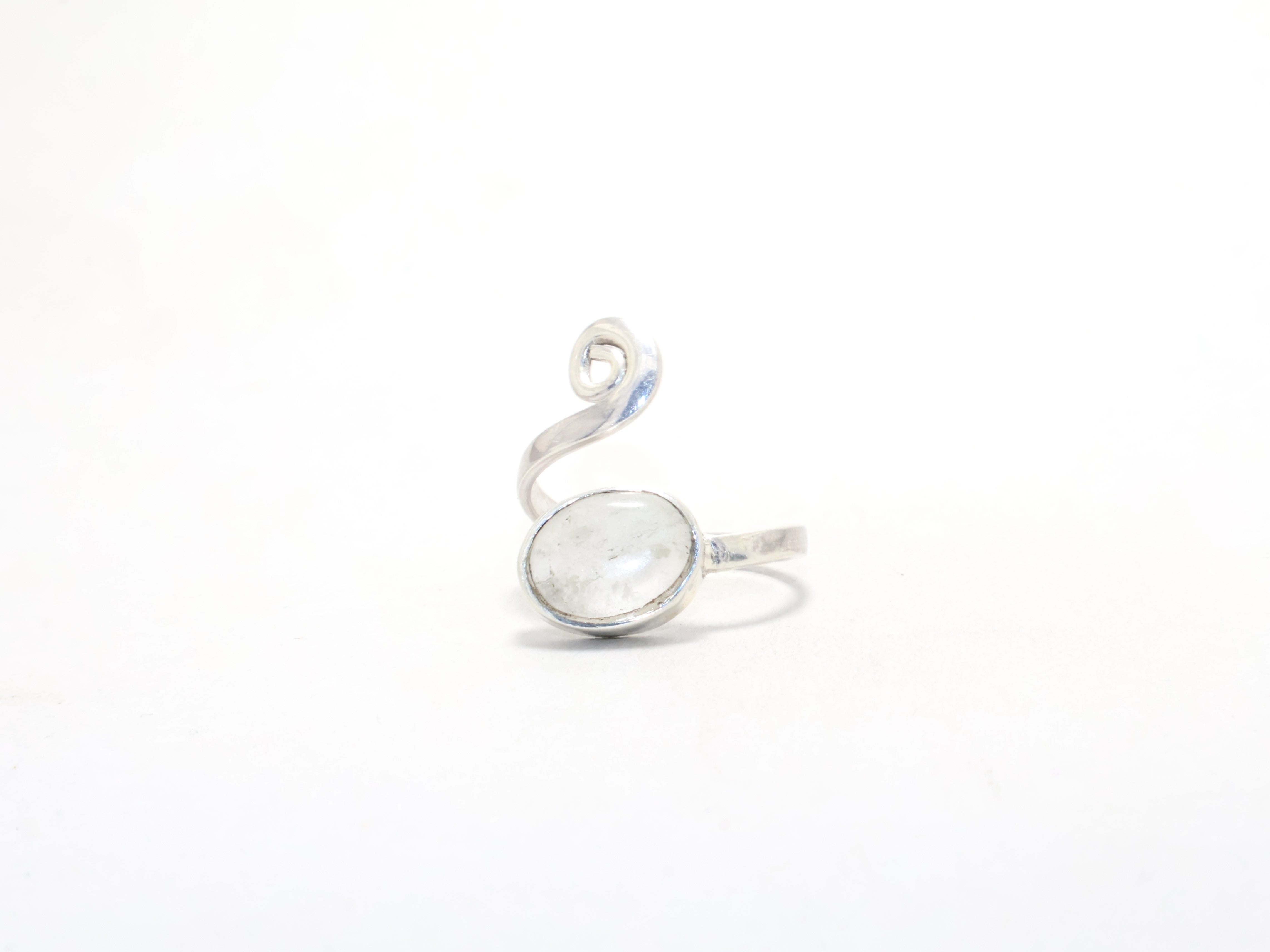 Handgemachter Ring aus natürlichem Quarzkristall, April-Geburtssteinring, Böhmischer Ring, 925er Sterlingsilber, Geschenk für Sie
