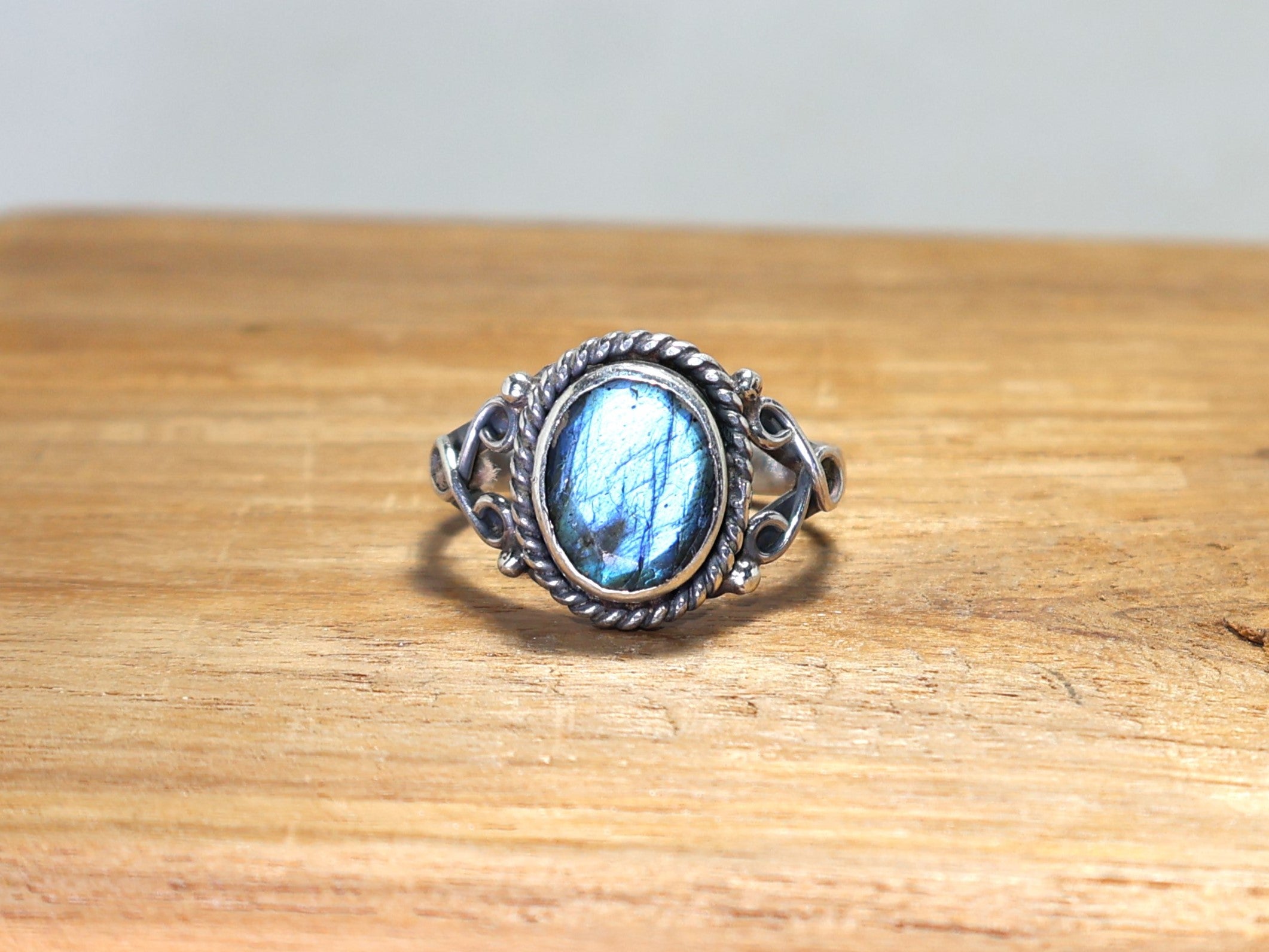 Blauw Vuur Labradoriet Zilveren Ring Ring Voor Dames Cadeau Voor Hem & Haar 925 Sterling Zilveren Ring Handgemaakte Natuurlijke Ovale Edelsteen Ring Unieke Ring