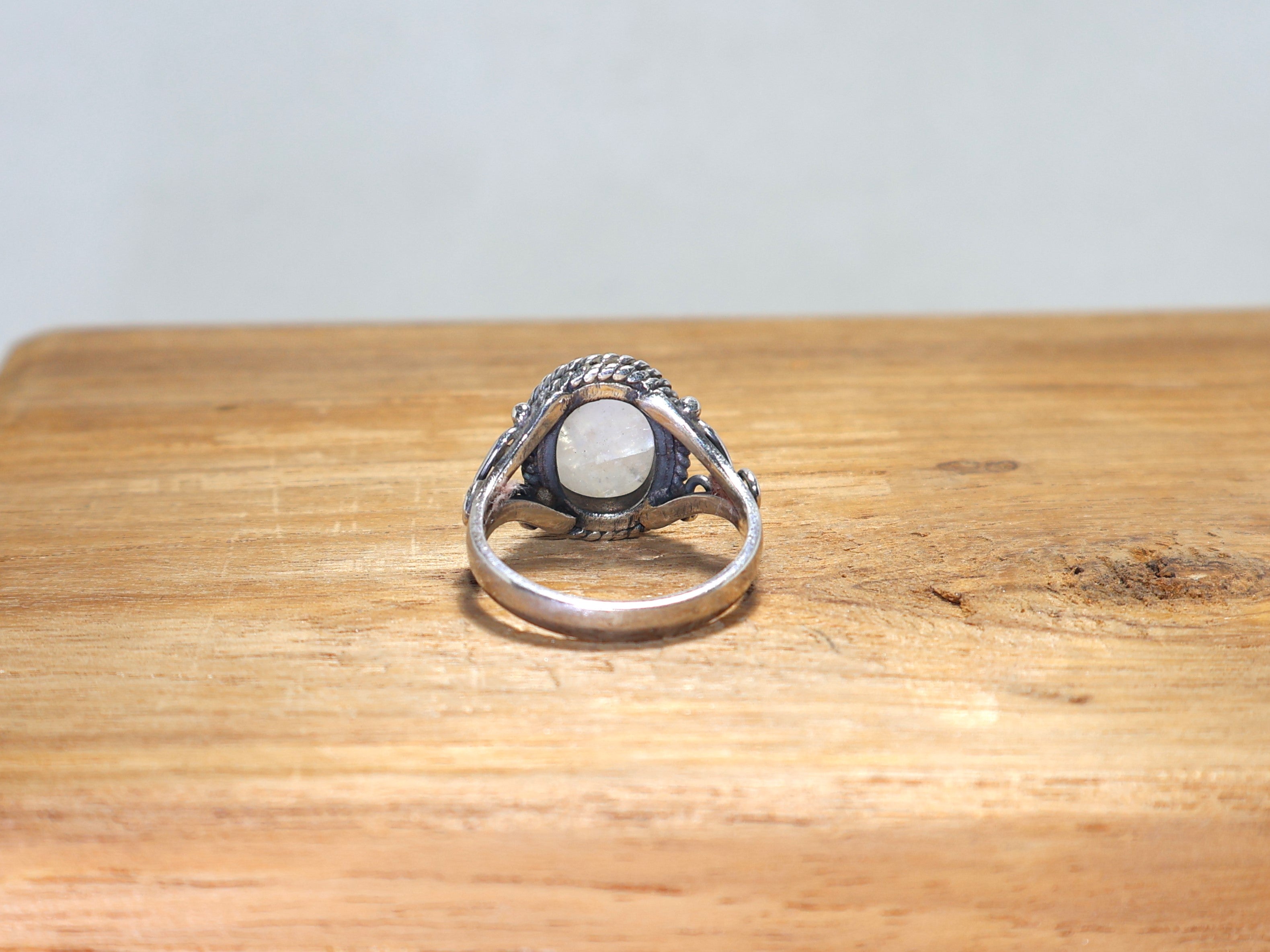 Howlith Edelstein Silberring Massiv 925 Sterling Silber Handgemachter Boho Ring Geschenk für Sie Weißer Stein Ring Geburtsstein Ring Einzigartiger Ring Ovaler Stein Ring