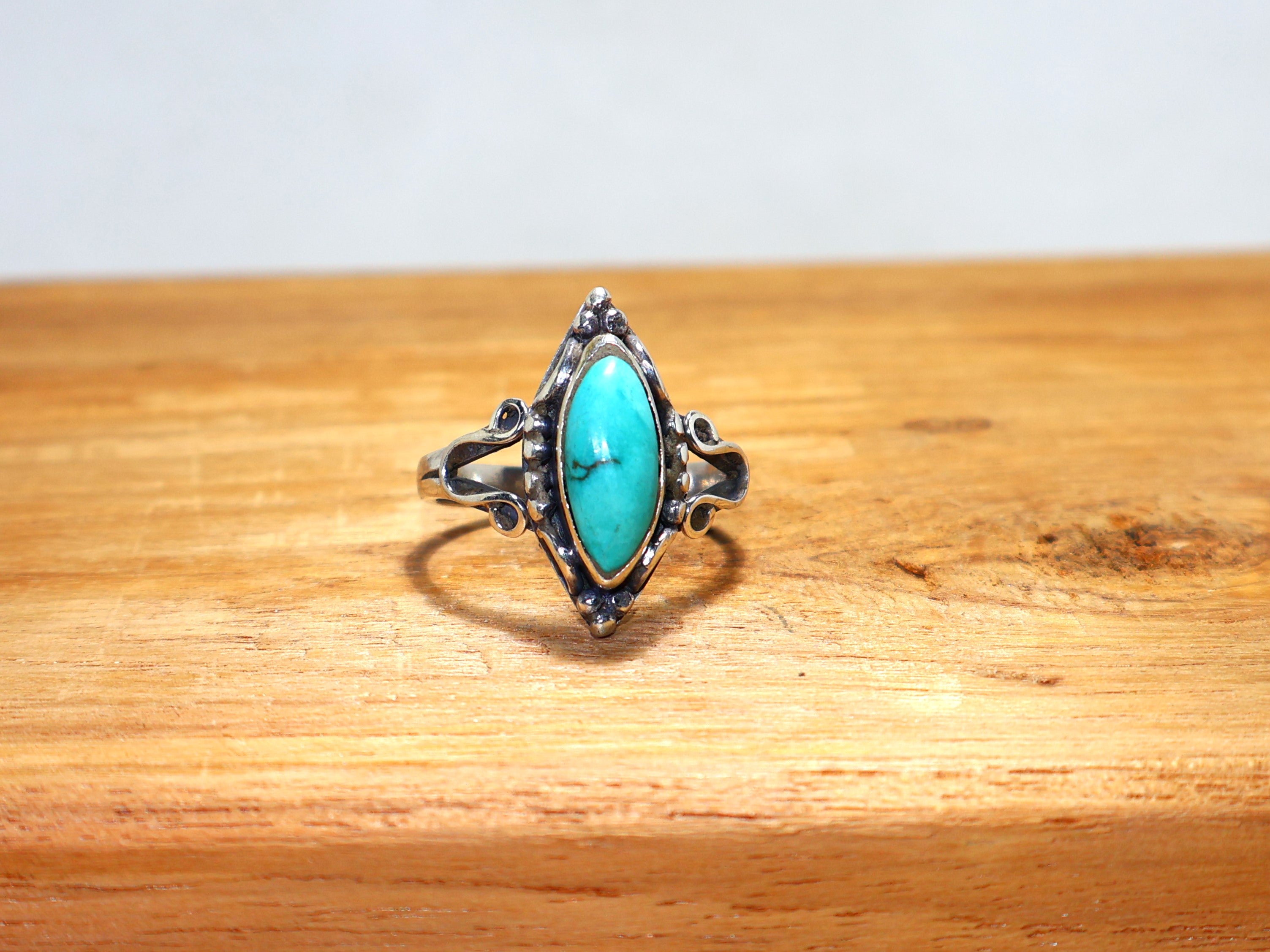 Navette-förmiger Türkisring 925 Sterling Silber Ring Handgefertigter grüner Edelstein Geschenk für sie Dezember Geburtssteinring