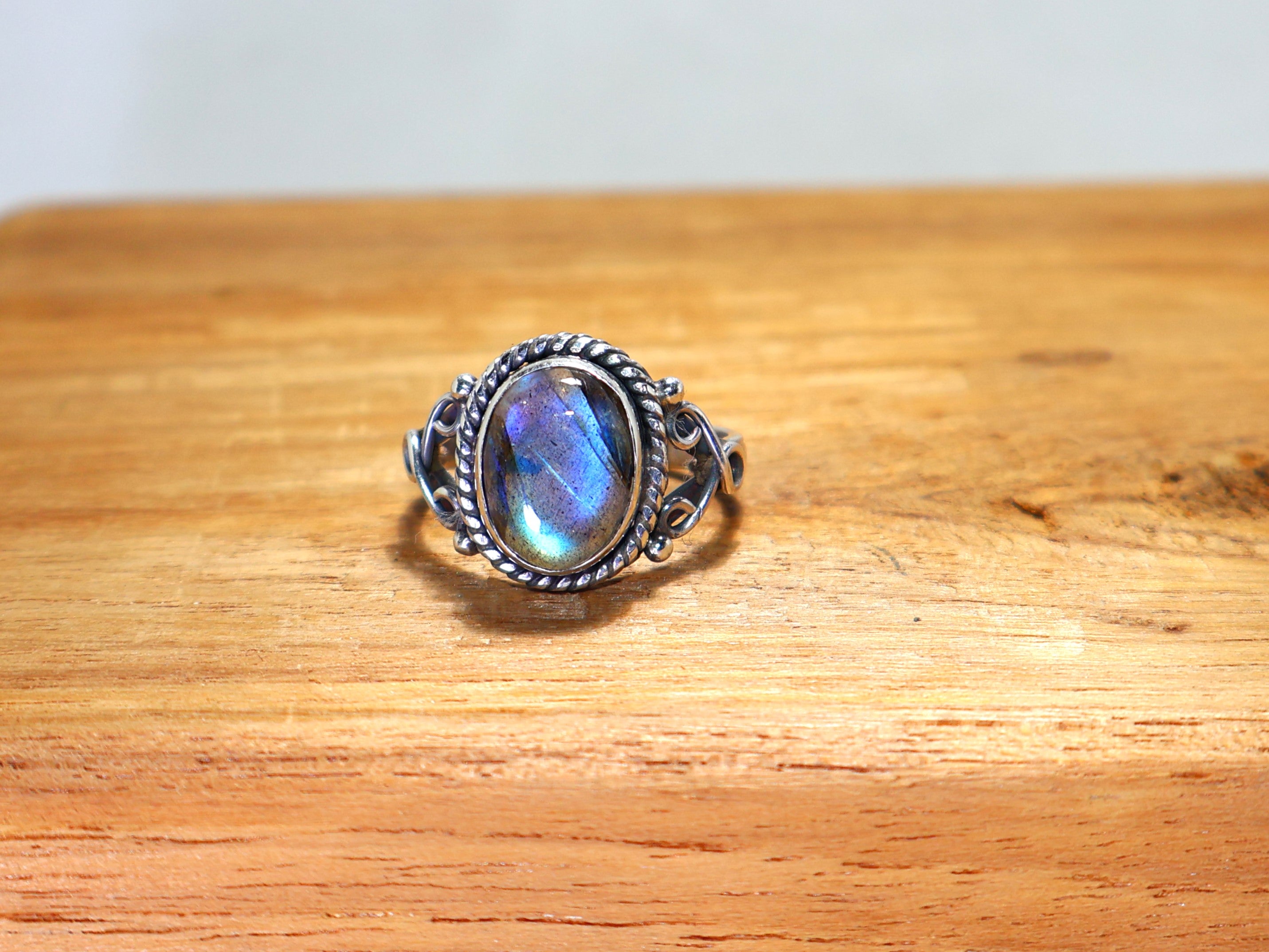 Natur Ovale Labradorit Silber Ring Blauer auffälliger Edelsteinring 925 Sterling Silber Ring Boho Ring Geschenk für Sie