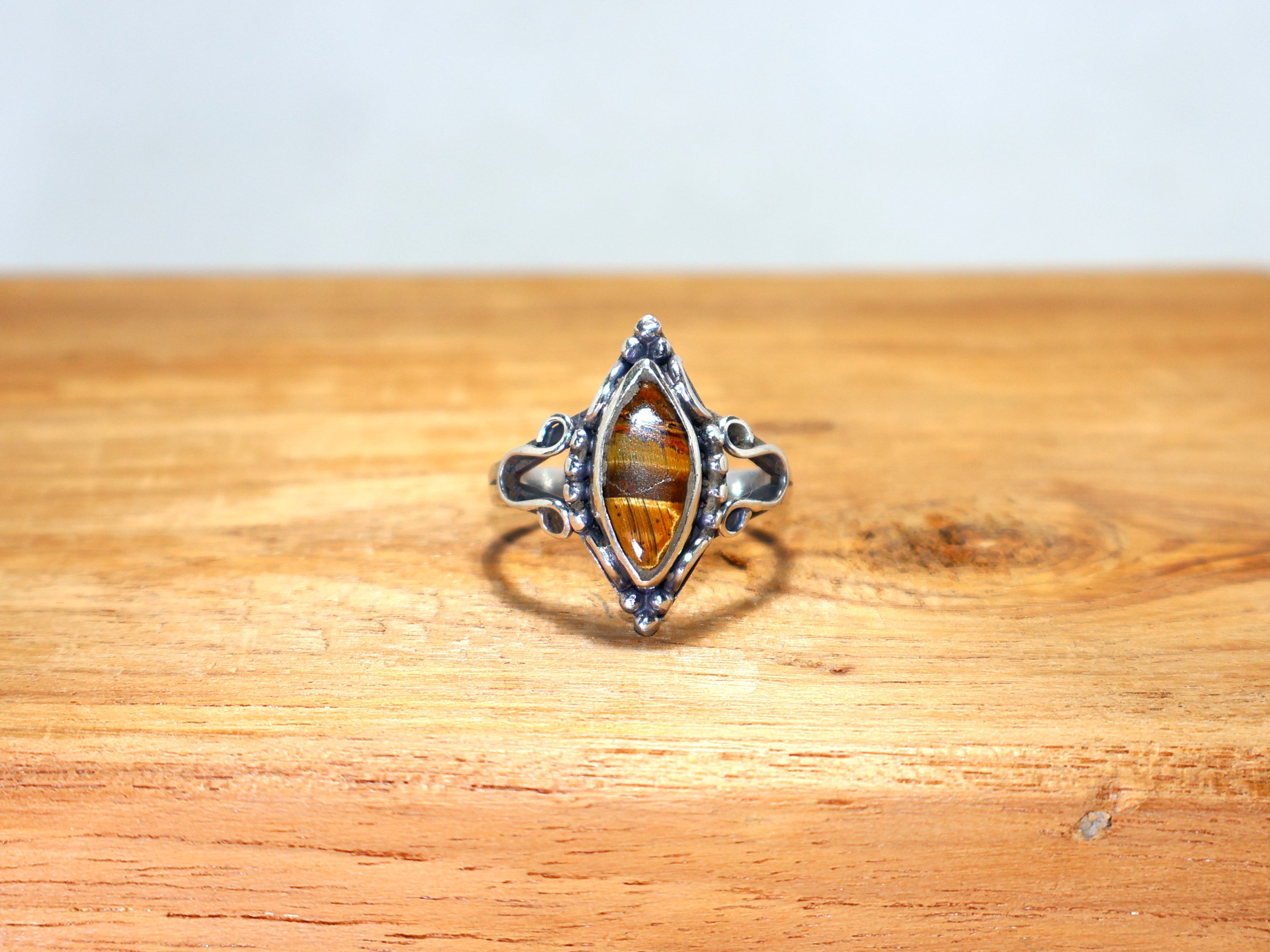 Natürlicher Tigerauge-Ring, 925 Sterling Silber Ring, handgefertigter gelber Edelsteinring, Geschenk für Sie, Marquise Designer Ring