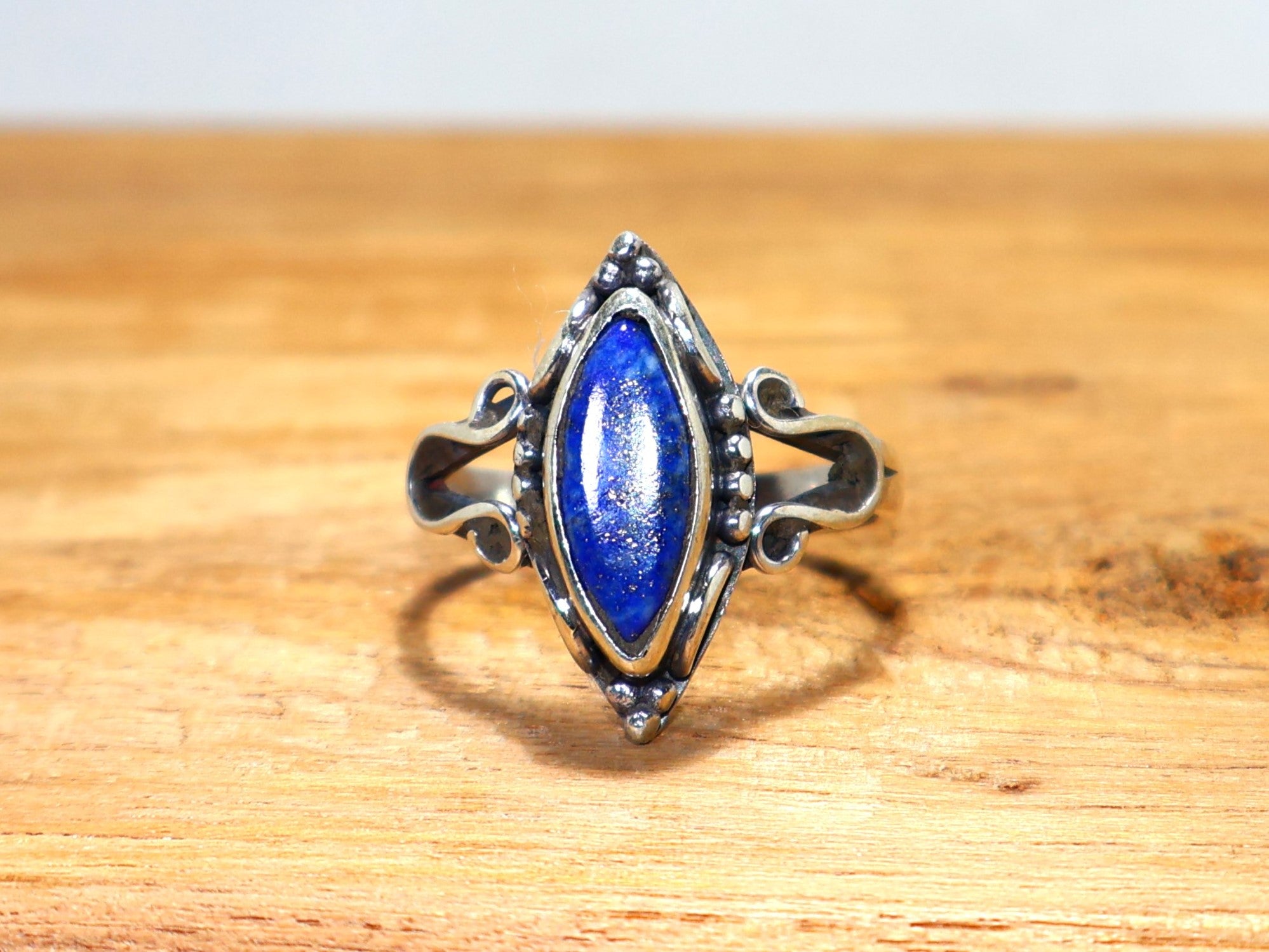 Natürlicher Lapislazuli blauer Edelsteinring 925 Sterling Silber einzigartiger handgefertigter Ring Jubiläumsring Marquise Designer Ring Geschenk für Sie