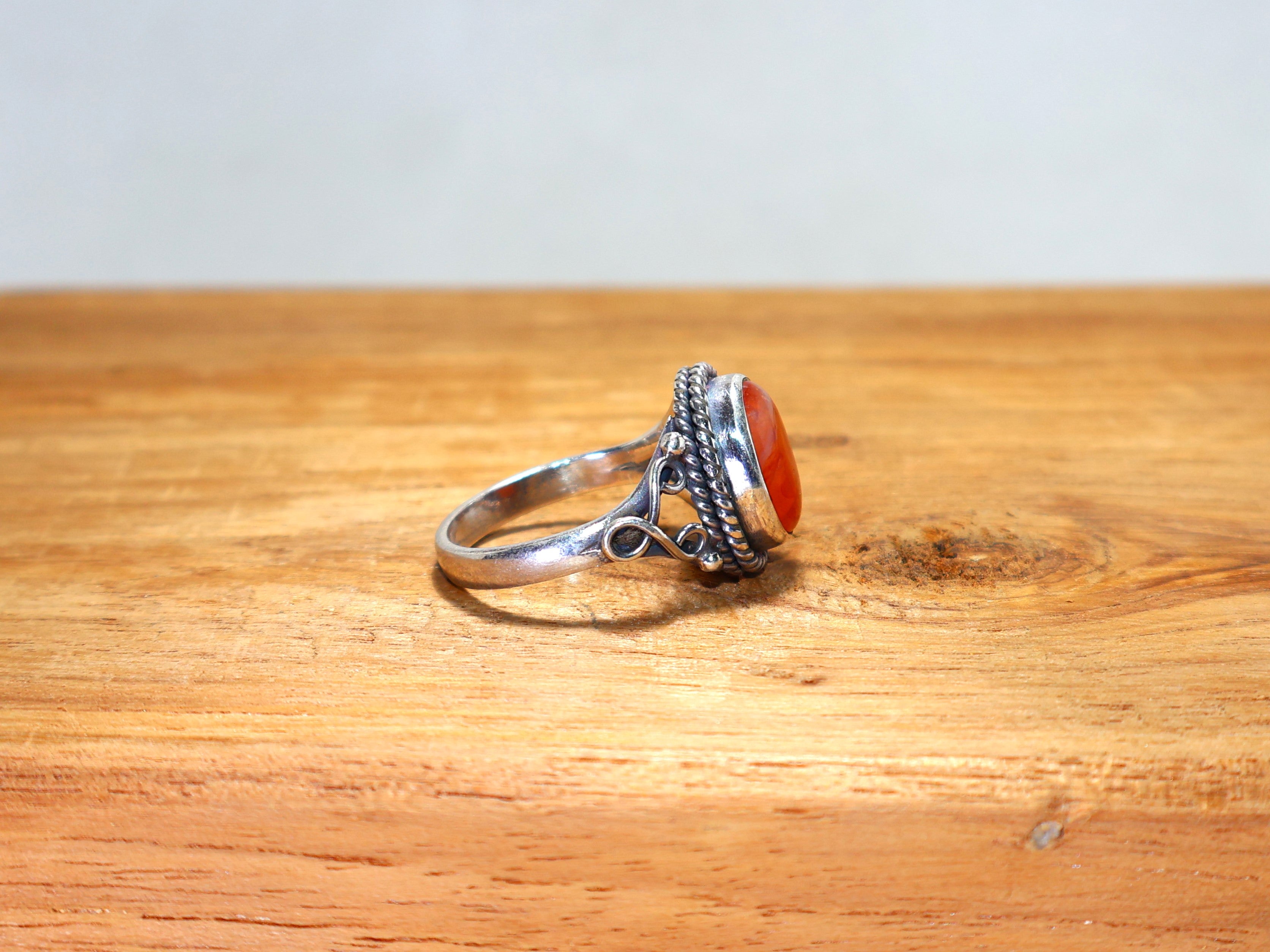 Natur Karneol Ring 925 Sterling Silber Einzigartiger Ring für Damen Edelstein Ring Handgemachter Ring Oranger Karneol Versprechensring Geburtssteinring