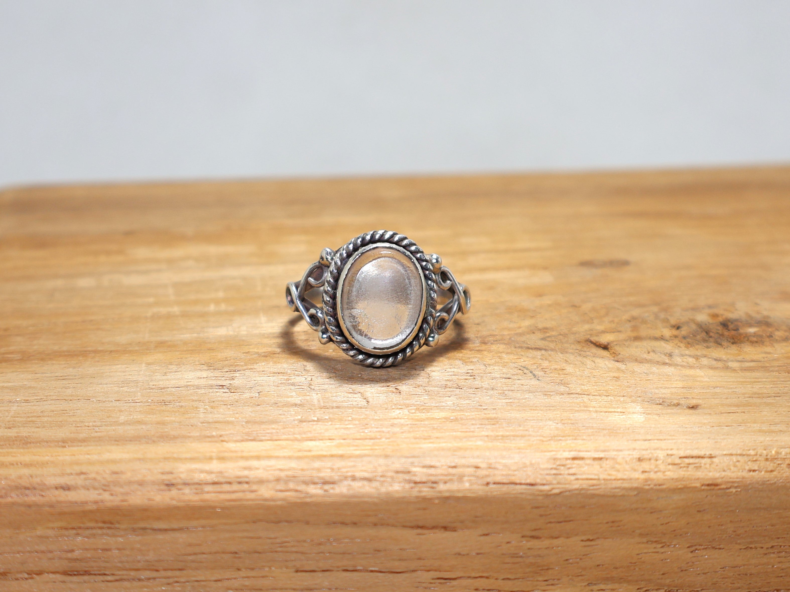 Kristallquarz-Silberring Handgefertigter Edelsteinring Statement-Ring 925 Sterling Silber Ring Ovaler Ring Geschenk für Sie