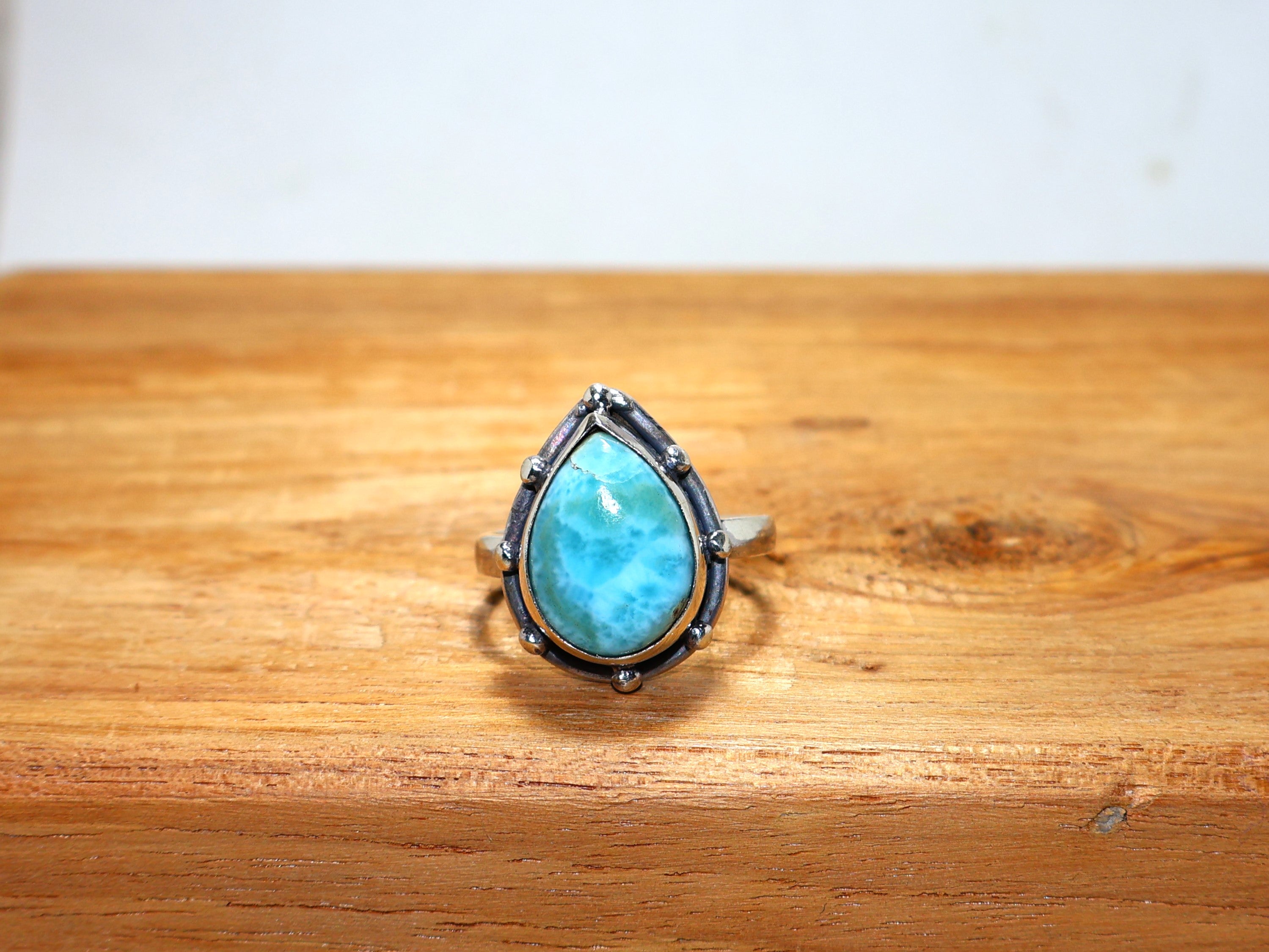 Natürlicher Larimar-Ring, birnenförmiger Edelsteinring, handgefertigter Ring, massiver 925er Sterling Silber Ring, blauer Steinring, Statement-Ring, Valentinstagsgeschenk
