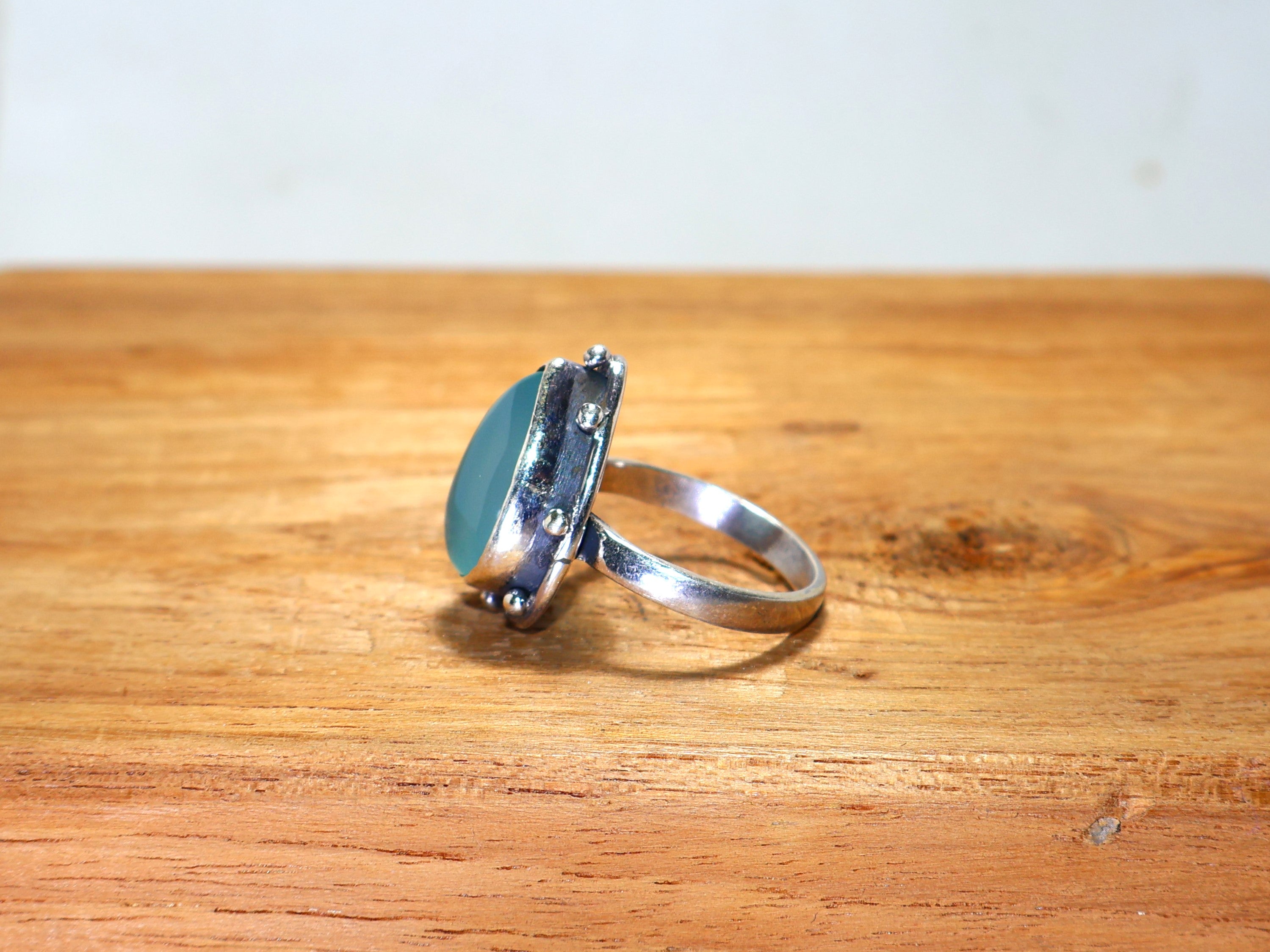 Natürlicher Aqua-Chalcedon-Blauer Stein Birnenförmiger Edelsteinring 925 Sterling Silber Ring Geschenk für Sie März Geburtsstein Ring Minimalistischer Ring