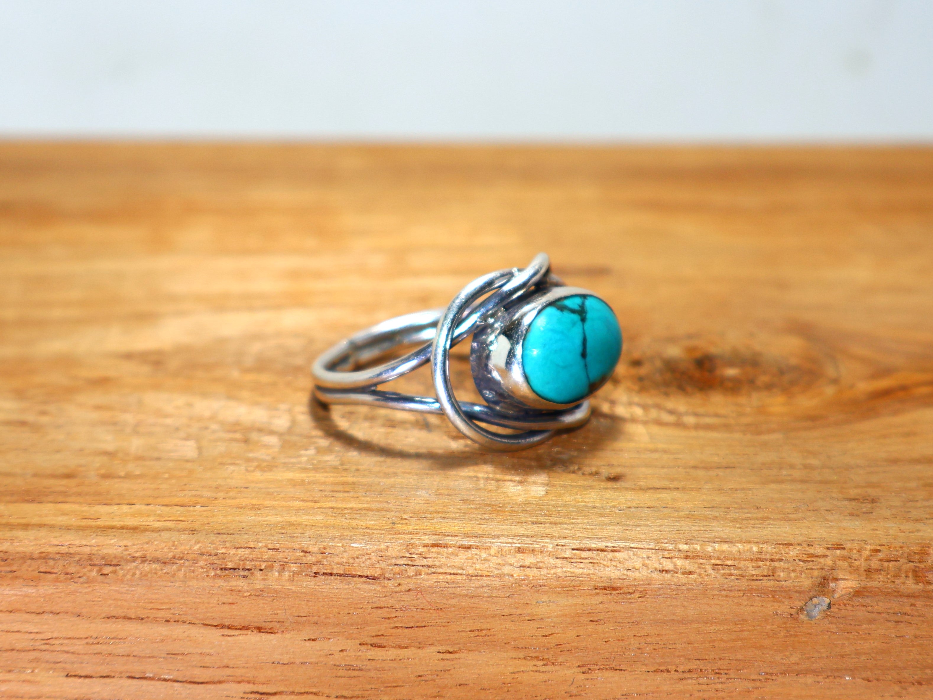 Grüner Türkisring 925 Sterling Silber Handgefertigter Silberring Ovaler Edelsteinring Zarter Ring Statement-Ring Minimalistischer Türkisring