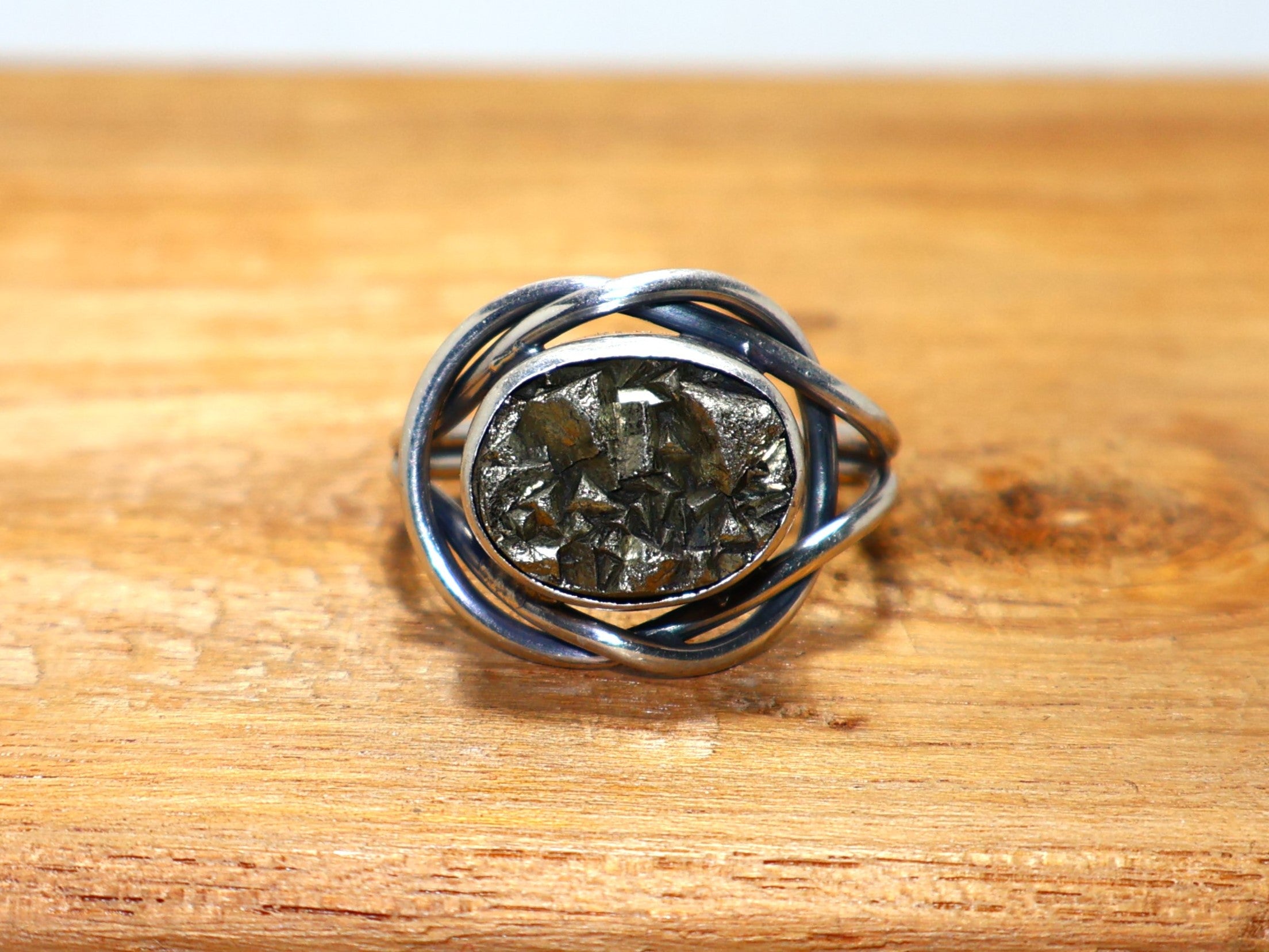 Natürlicher roher Pyrit-Ring, Damen-Silberring, handgemachter Ring, 925er Sterlingsilber, ovaler Steinring, zierlicher Ring, Statement-Ring, wunderschöner Ring