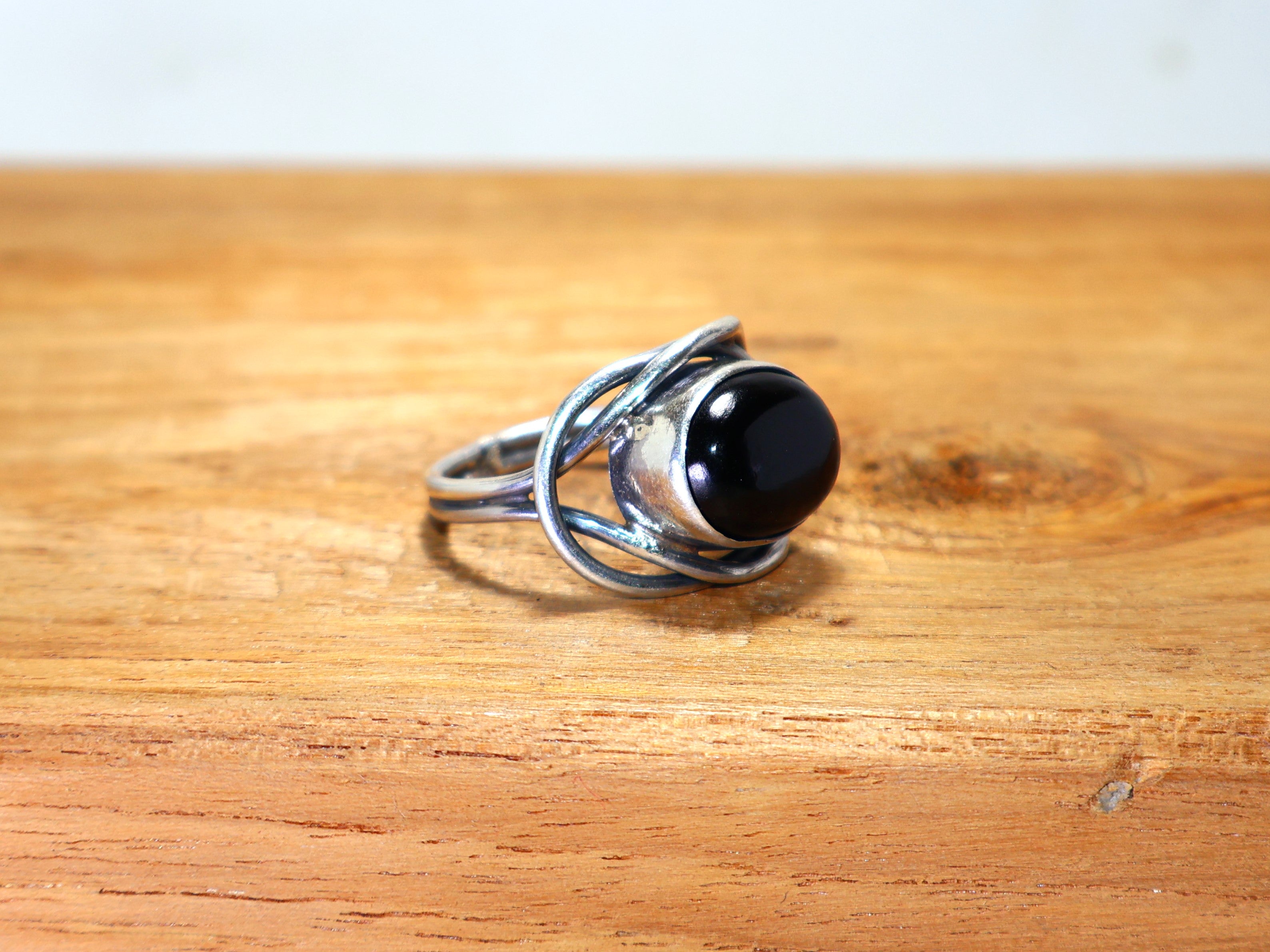 Schwarzer Onyx Ring Handgefertigter Silberring Dezember Geburtsstein 925 Sterling Silber Ring Ovaler Edelsteinring Zarter Ring Versprechensring