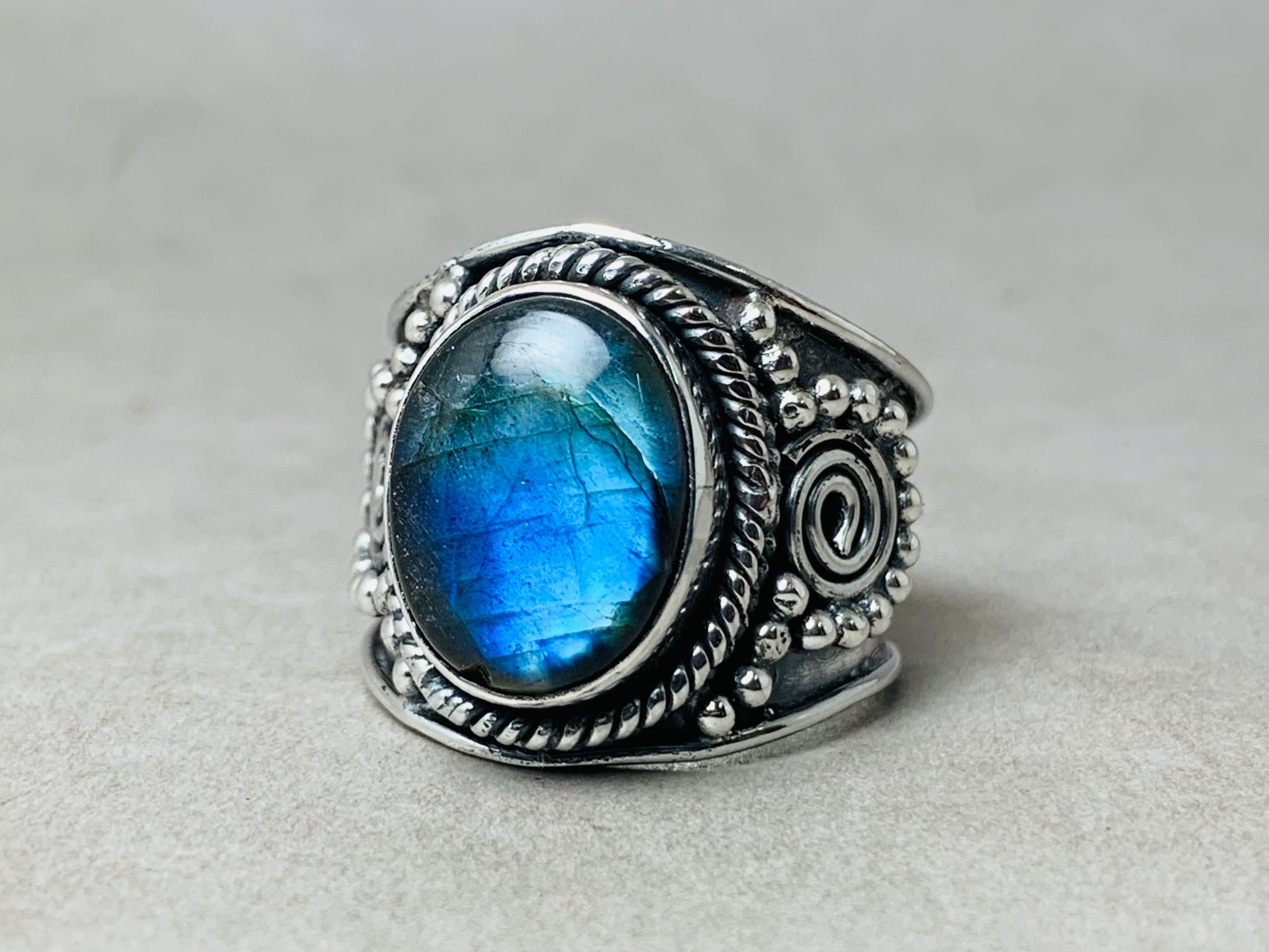 Labradorit Edelsteinring 925 Sterling Silber Ring Statement Ringe Geschenk für Sie Boho Handgefertigter Ring
