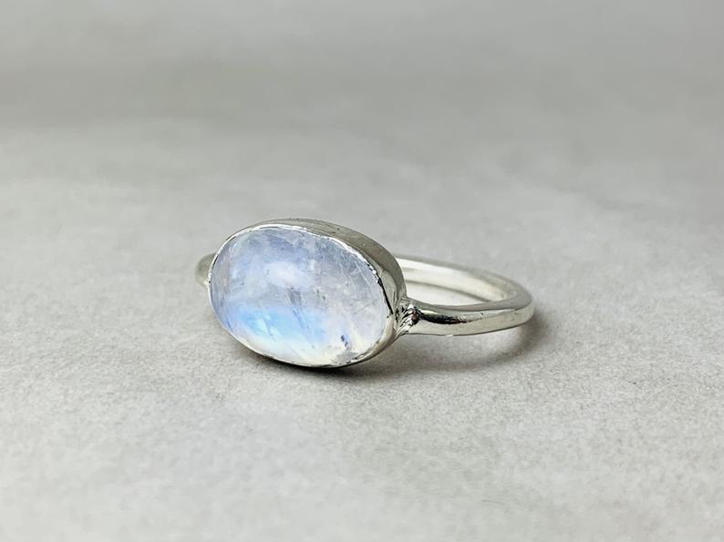 Wunderschöner Regenbogen-Mondstein 925 Silberring Blauer Feuerring Geburtssteinring Juni Versprechensring