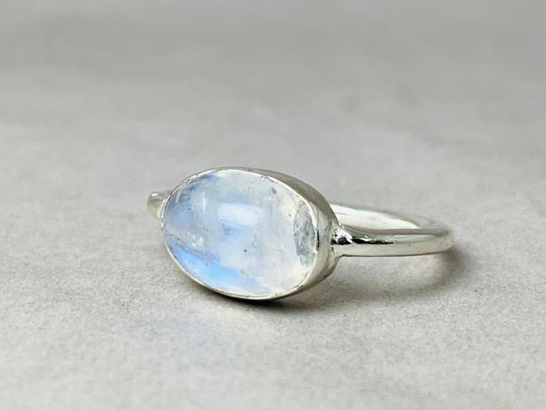 Wunderschöner Regenbogen-Mondstein 925 Silberring Blauer Feuerring Geburtssteinring Juni Versprechensring