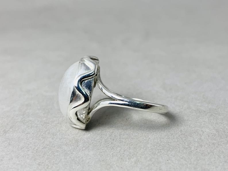 Natürlicher Regenbogen Mondstein Ring 925 Sterling Silber Handgemachter Ring Edelsteinring Ovaler Mondsteinring Geschenk Für Sie