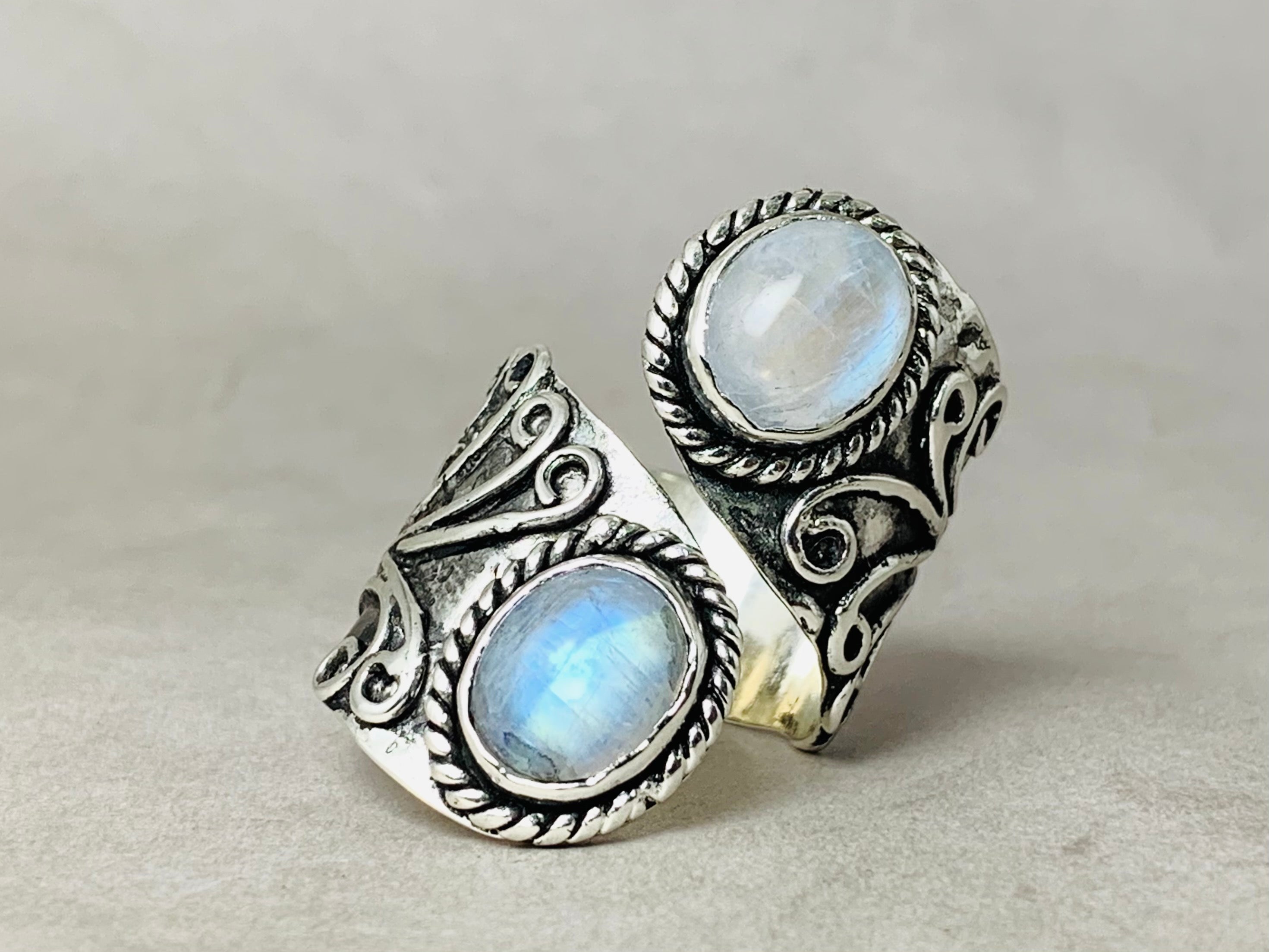 Doppelter Mondstein Ring 925 Sterling Silber Ring Handgemachter Ring Blauer Blitz Ring Statement Boho Ring Damenring Alltagsring
