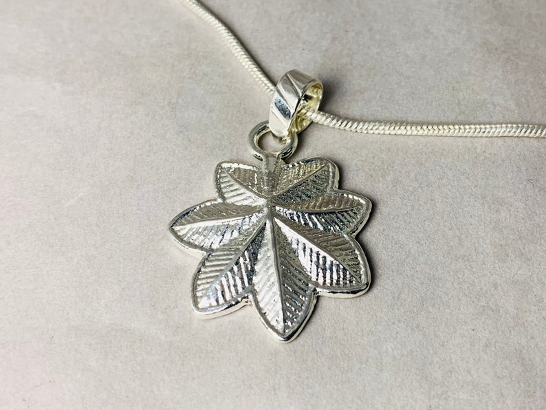 Blatt-Anhänger 925 Silber Anhänger Sterling Silber Silberblatt Anhänger Blatt-Charms Natur-Anhänger Statement-Anhänger Boho Anhänger Geschenkidee