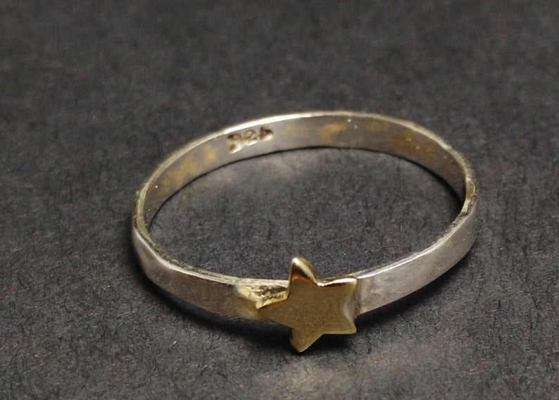 Sterlingsilber-Sternring 925er Sterlingsilber Zierlicher Freundschaftsring Freundin Geschenk Winziger Sternring Stapelring