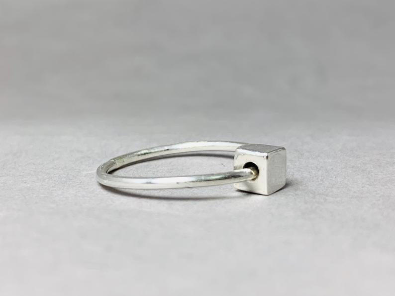 Silberner Würfelring 925 Sterling Silber Stapelring Fidget Silberring Alltagsring Zarter Ring Filigraner Ring
