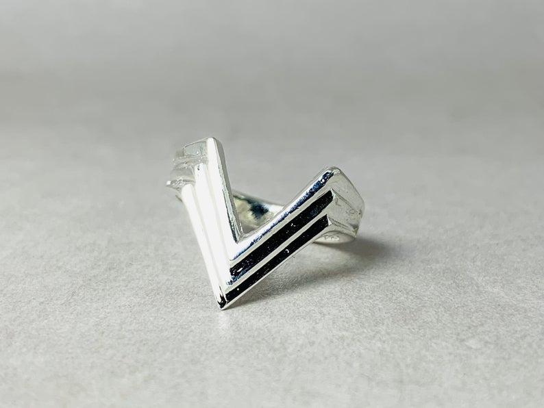 V-förmiger Ring 925er Sterling Silber Chevron Ring Zarter Boho Ring Versprechensring Statement-Ring