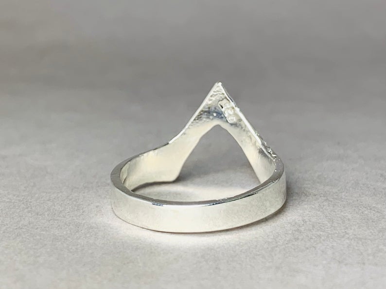 Chevron Ring 925 Sterling Silber V-förmiger Ring Moderner Schmuck Trendiger Ring Silberner Bandring Damenring Geschenkring