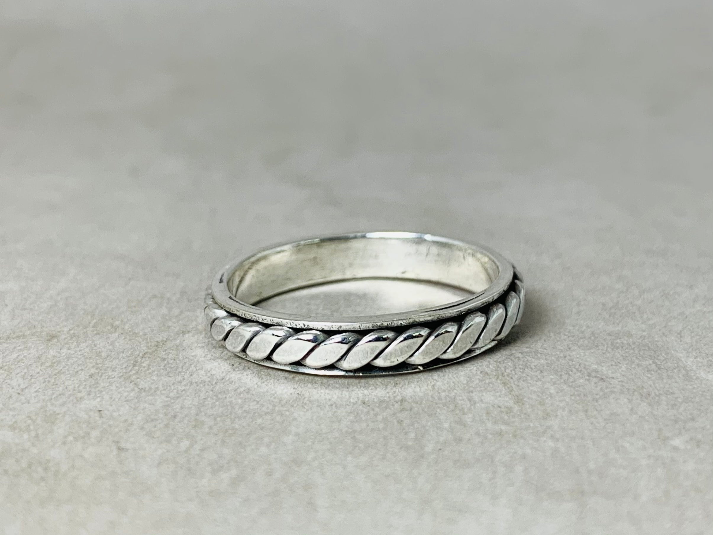Verdrehter Spinner-Ring 925 Silber Ring Sorgenring Damen Bohemian Ring Handgefertigter Ring Daumenring Statement-Ring
