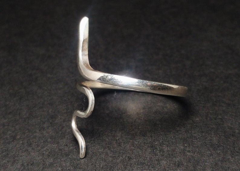 Silberner Schlangenring 925 Sterling Silber Handgemachter verstellbarer Ring Tierring Böhmischer Ring Stapelring Geschenkring